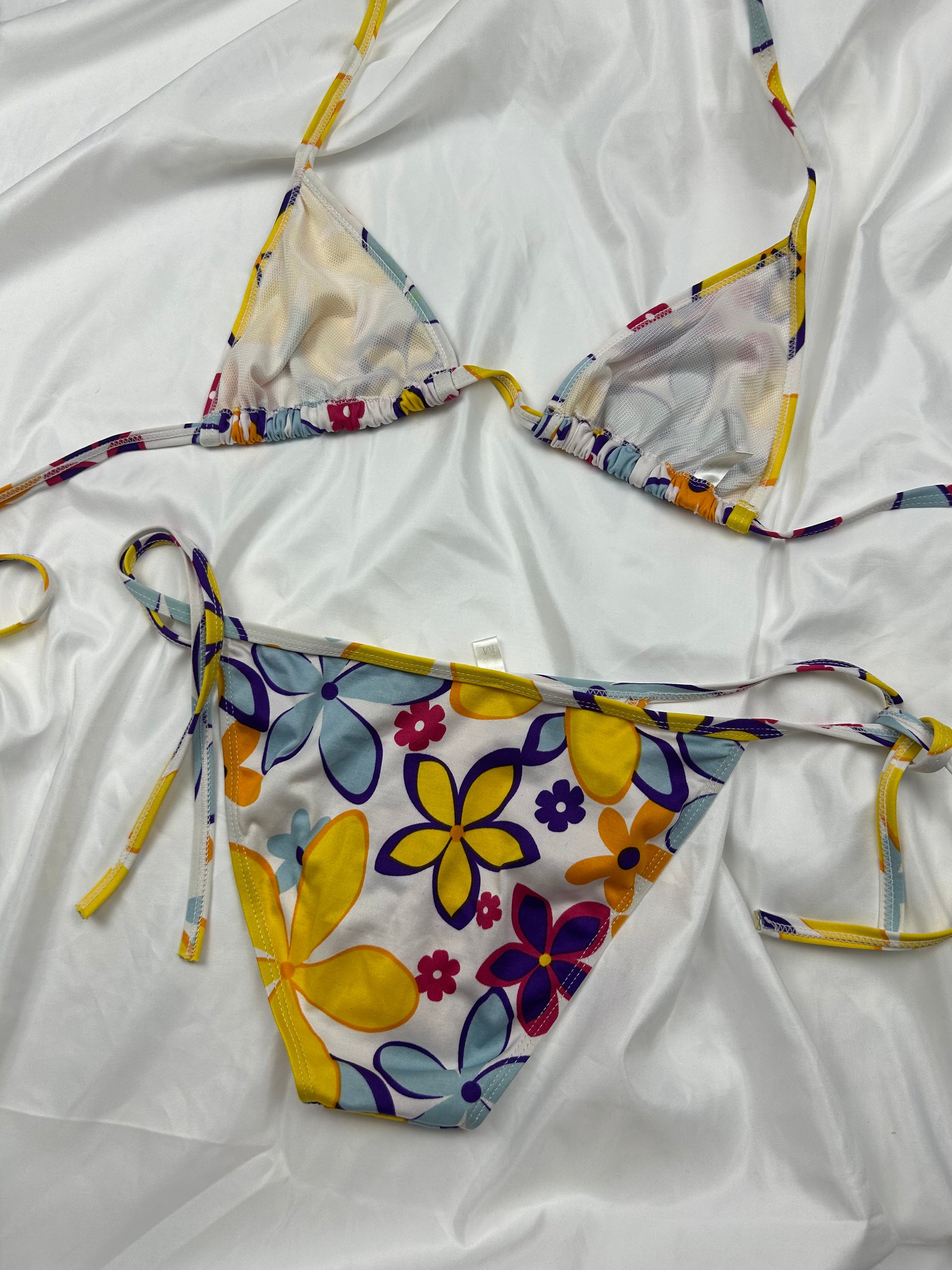 Yellow floral print ajustable bikini set (M)