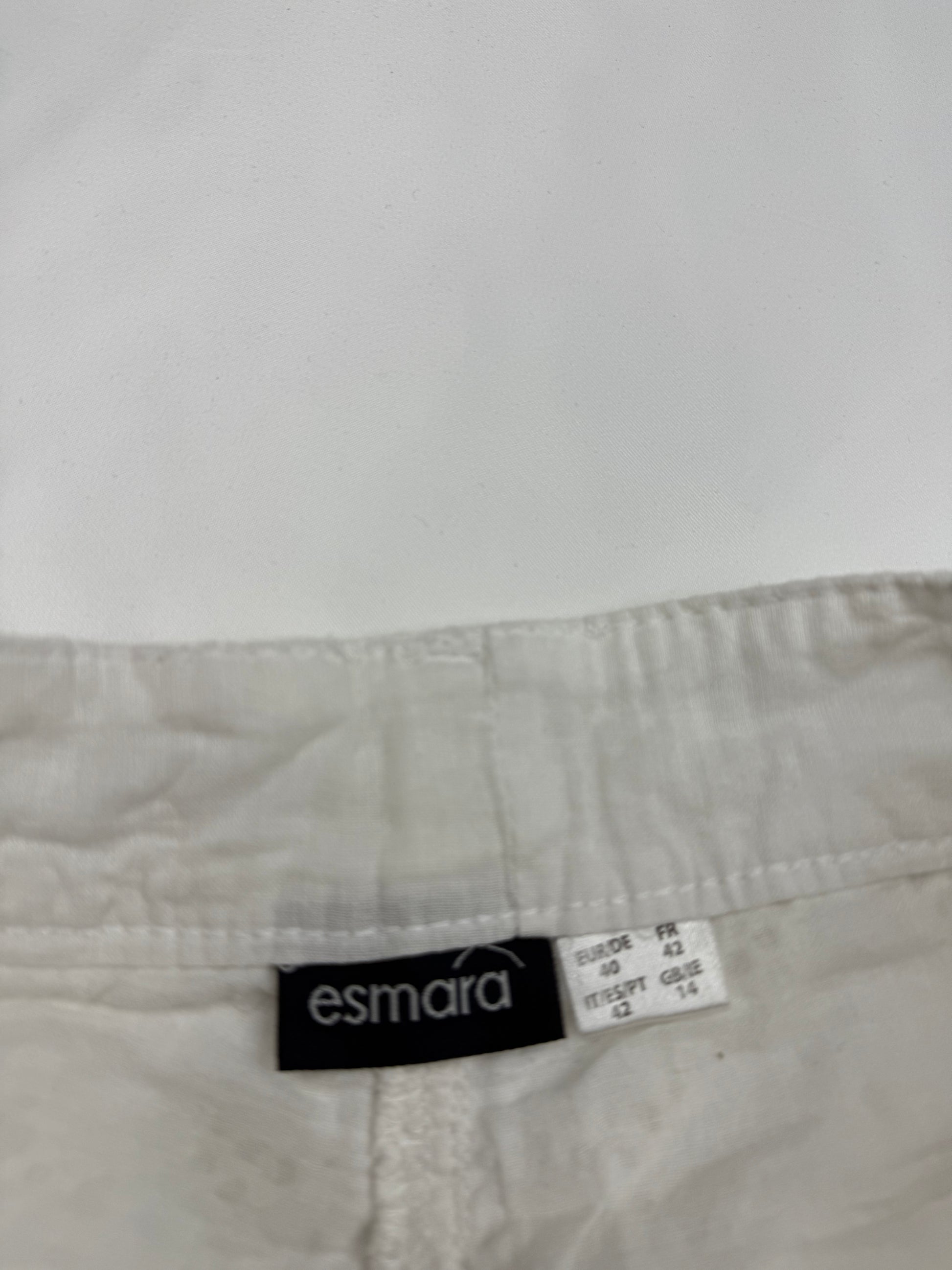 White embroidered low rise mini short (M)