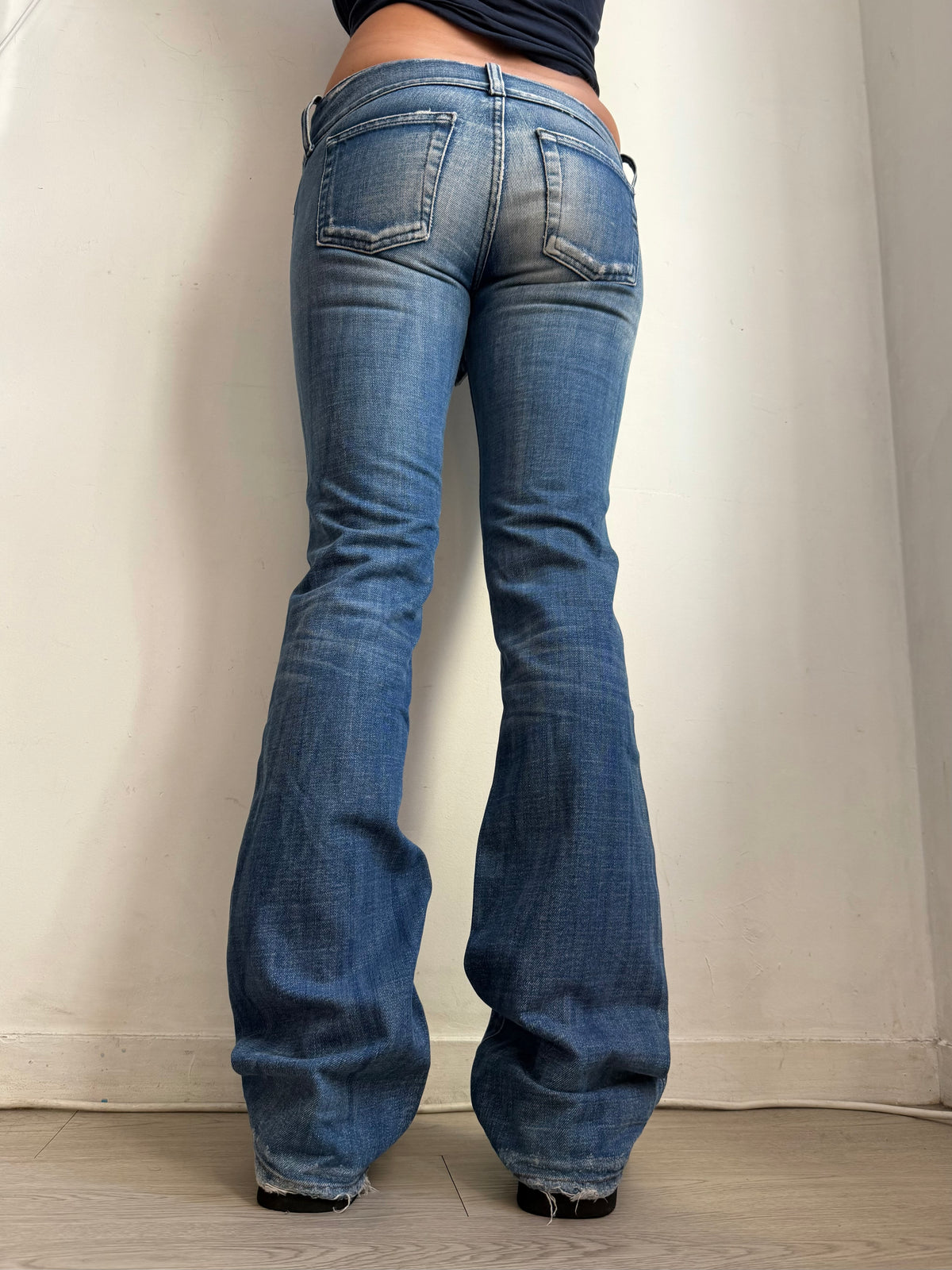 Pantalon droit taille basse en jean noir (XS)