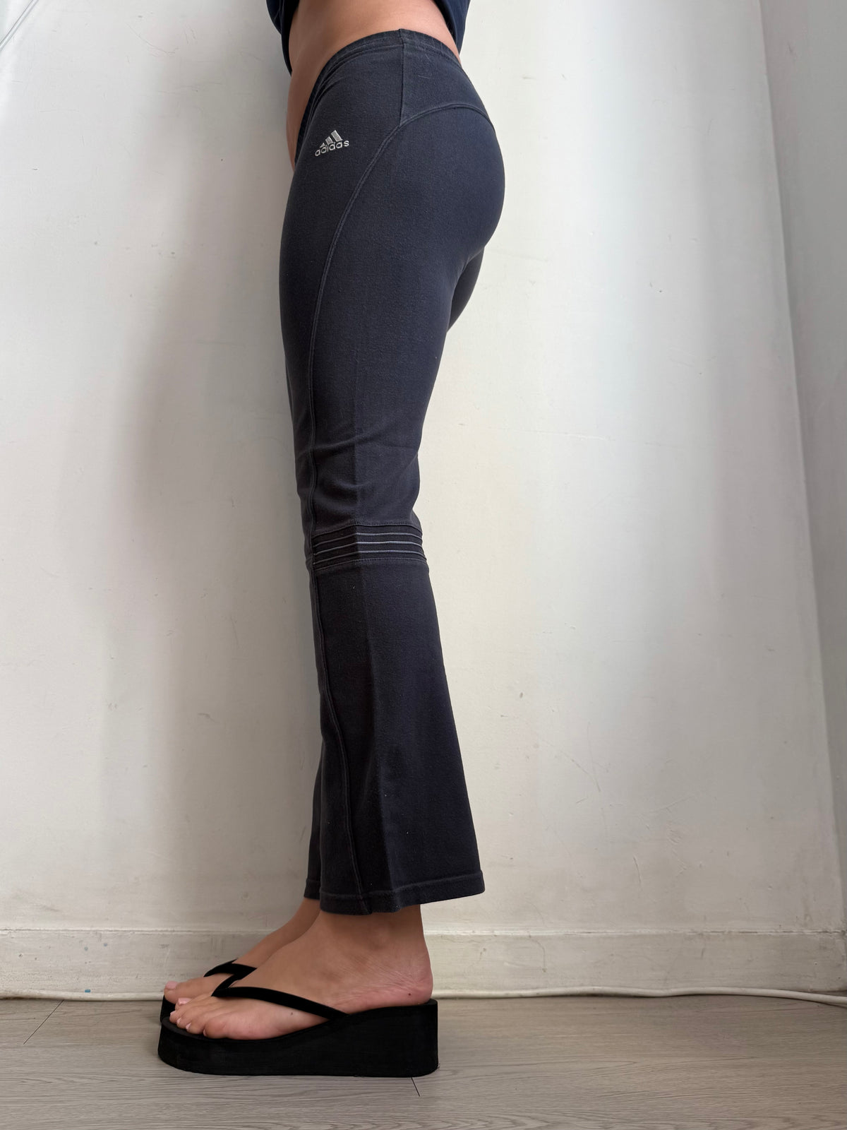 Pantalon droit taille basse en jean noir (XS)