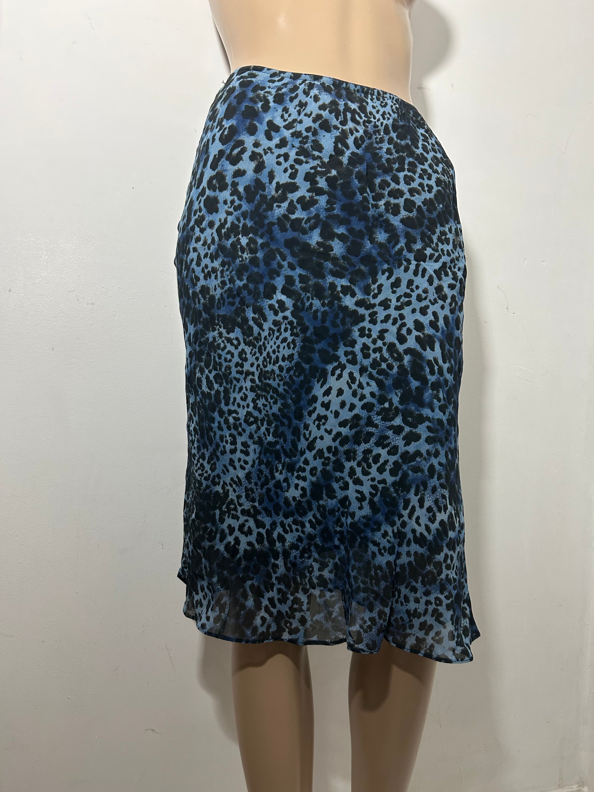 Blue animal print low rise mid skirt (S)