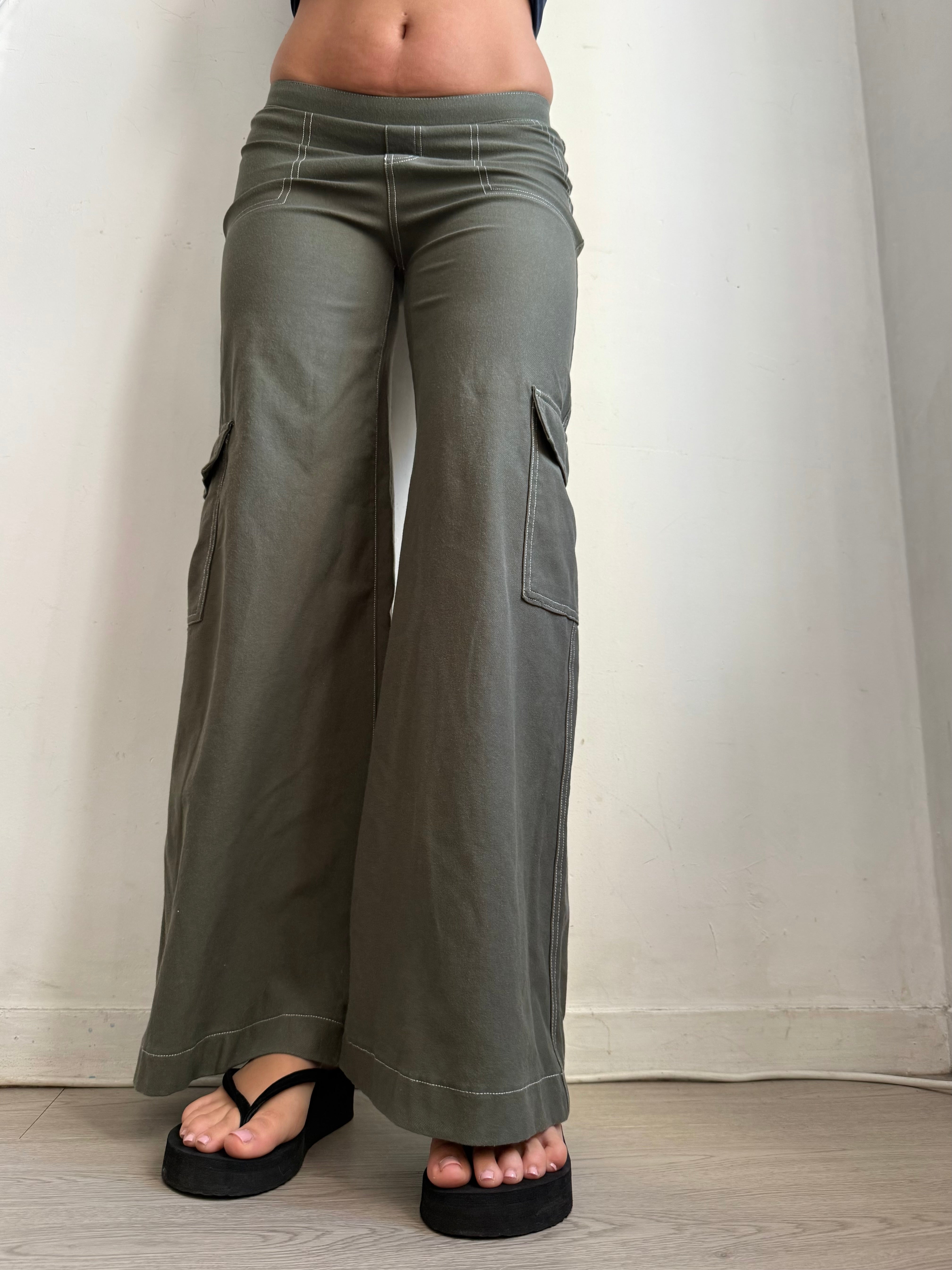 Khaki baggy cargo pants (XS)