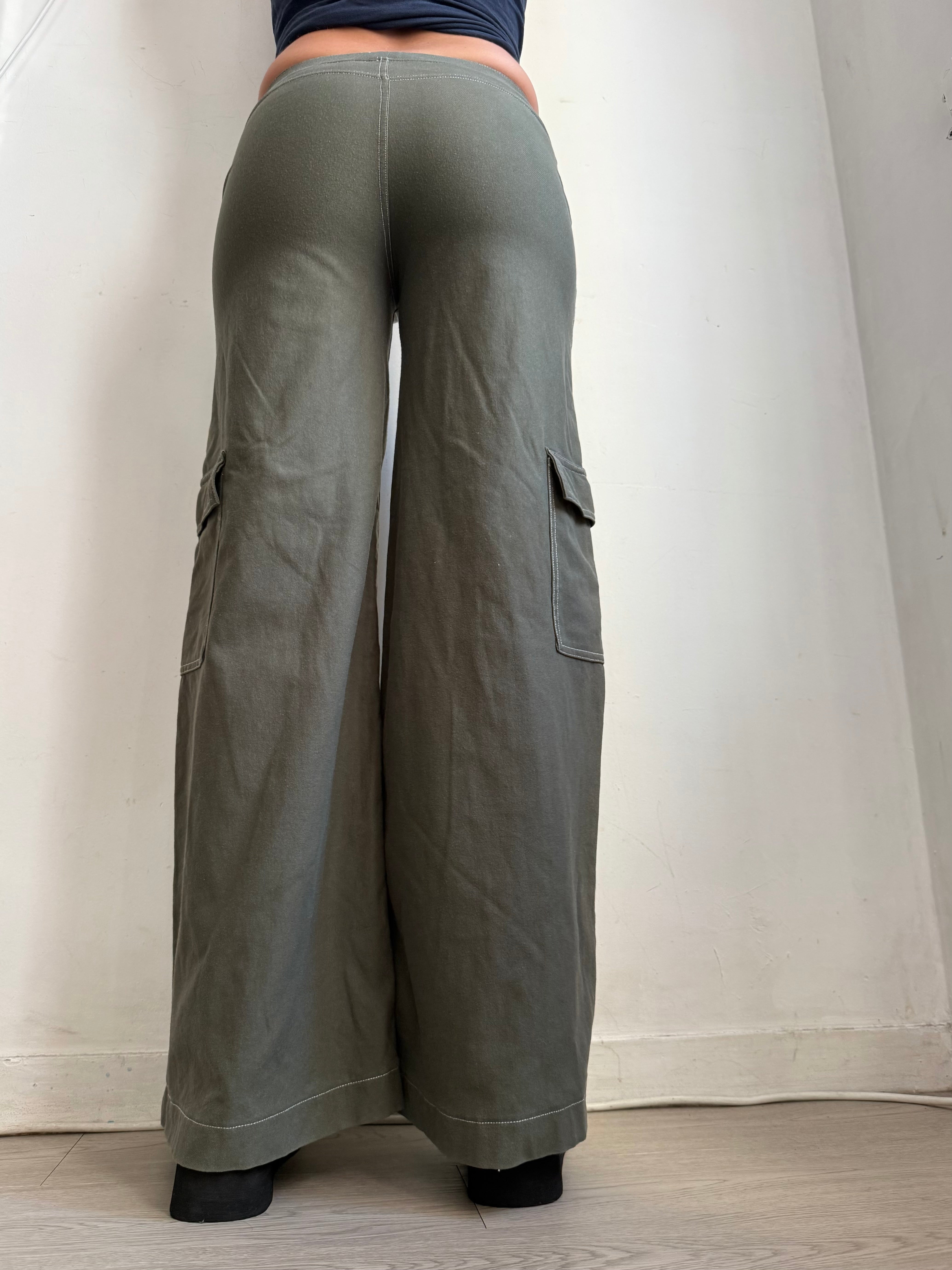 Khaki baggy cargo pants (XS)