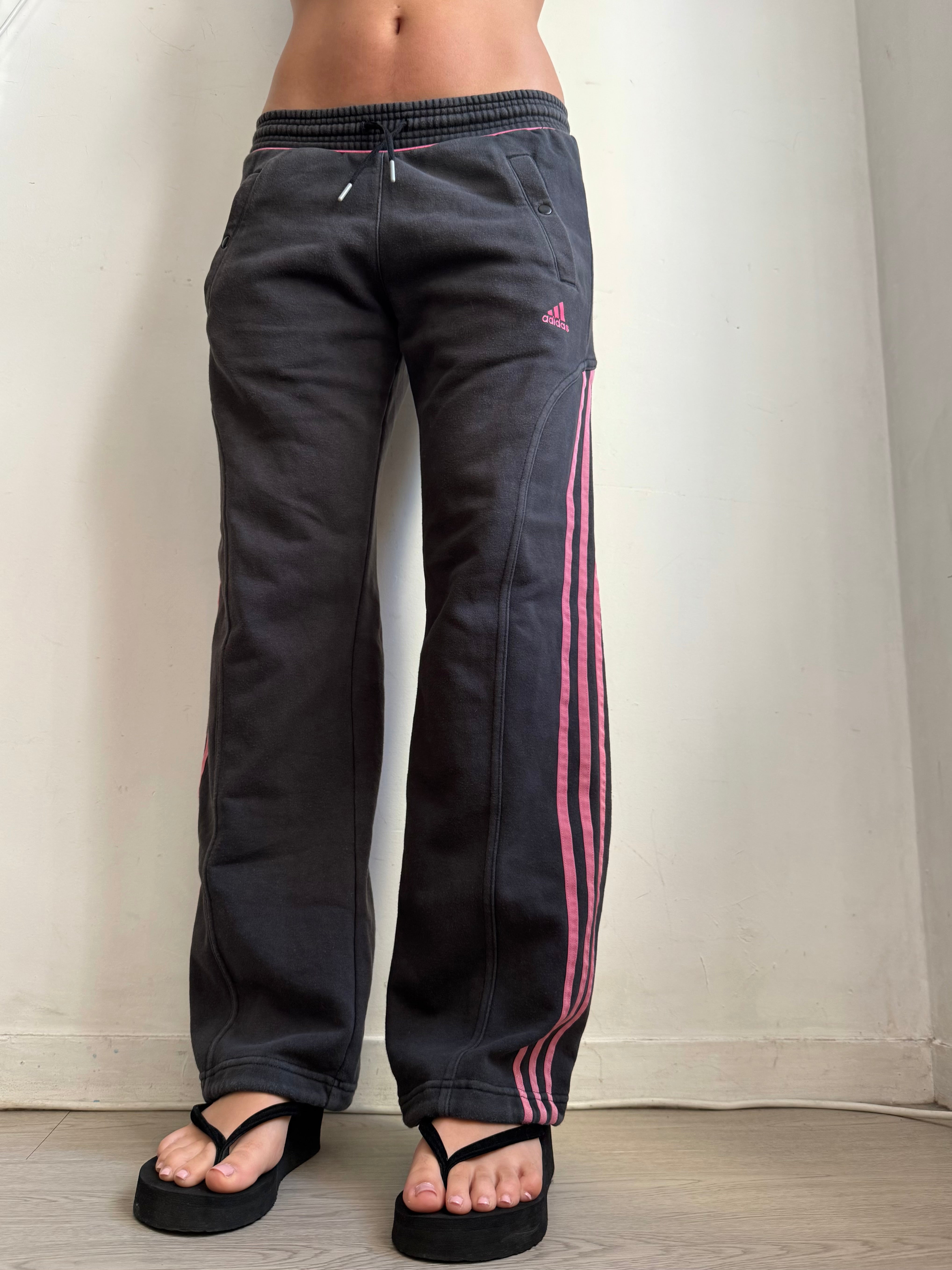 Grey & pink low rise baggy pants (M)