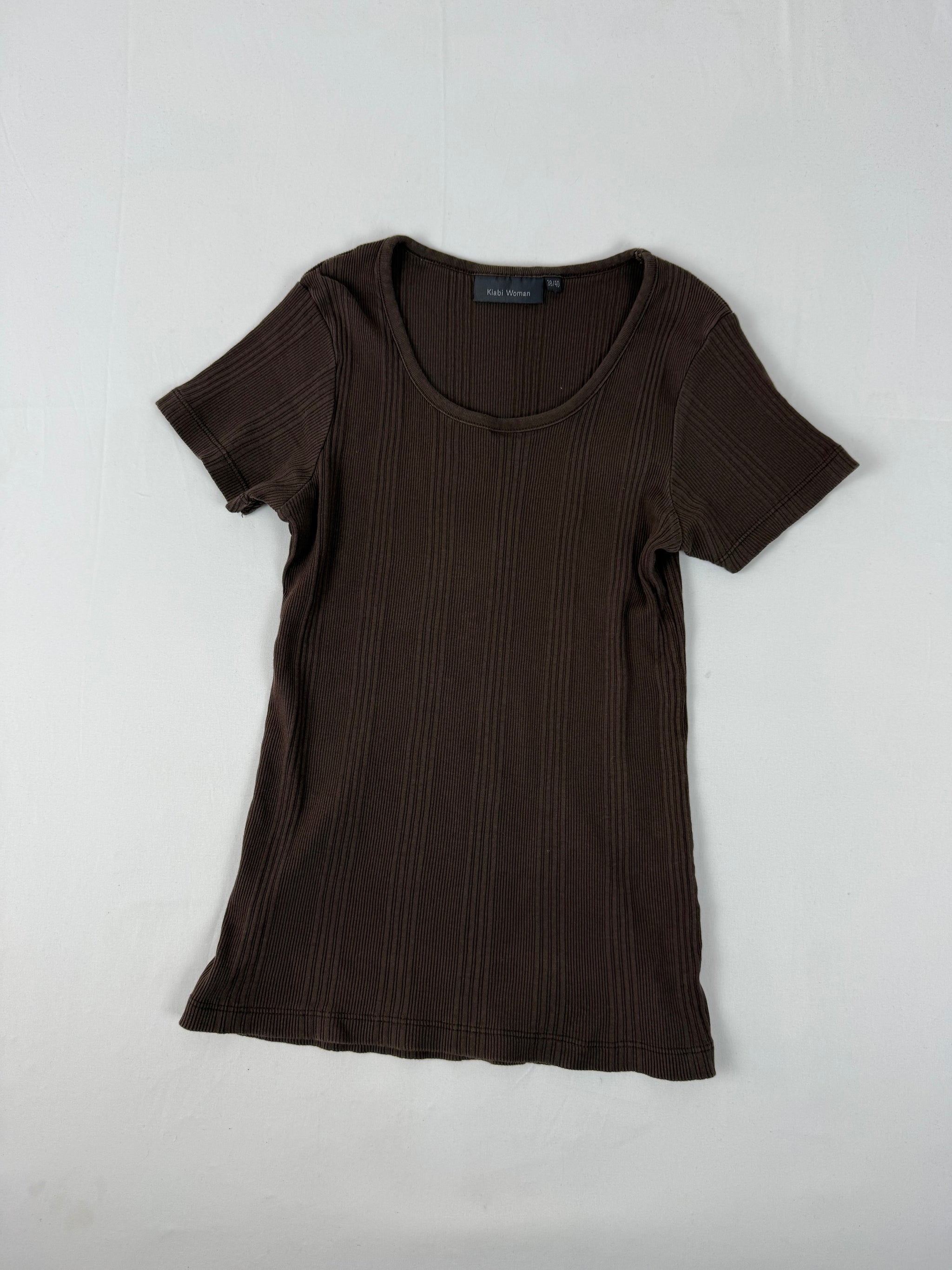 Brown ribbed stretchy tee (M/L)