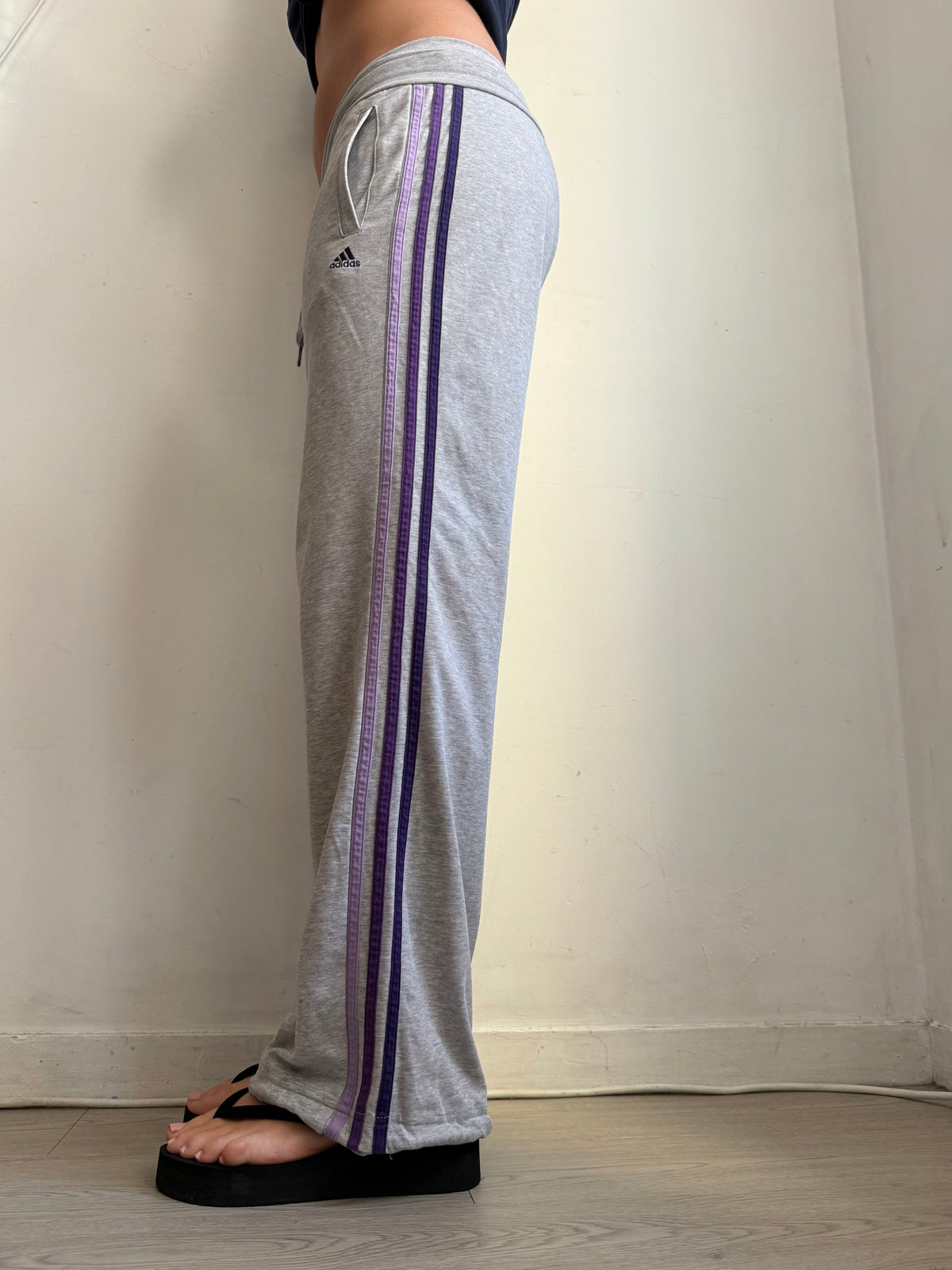 Grey & purple low rise baggy pants (M)