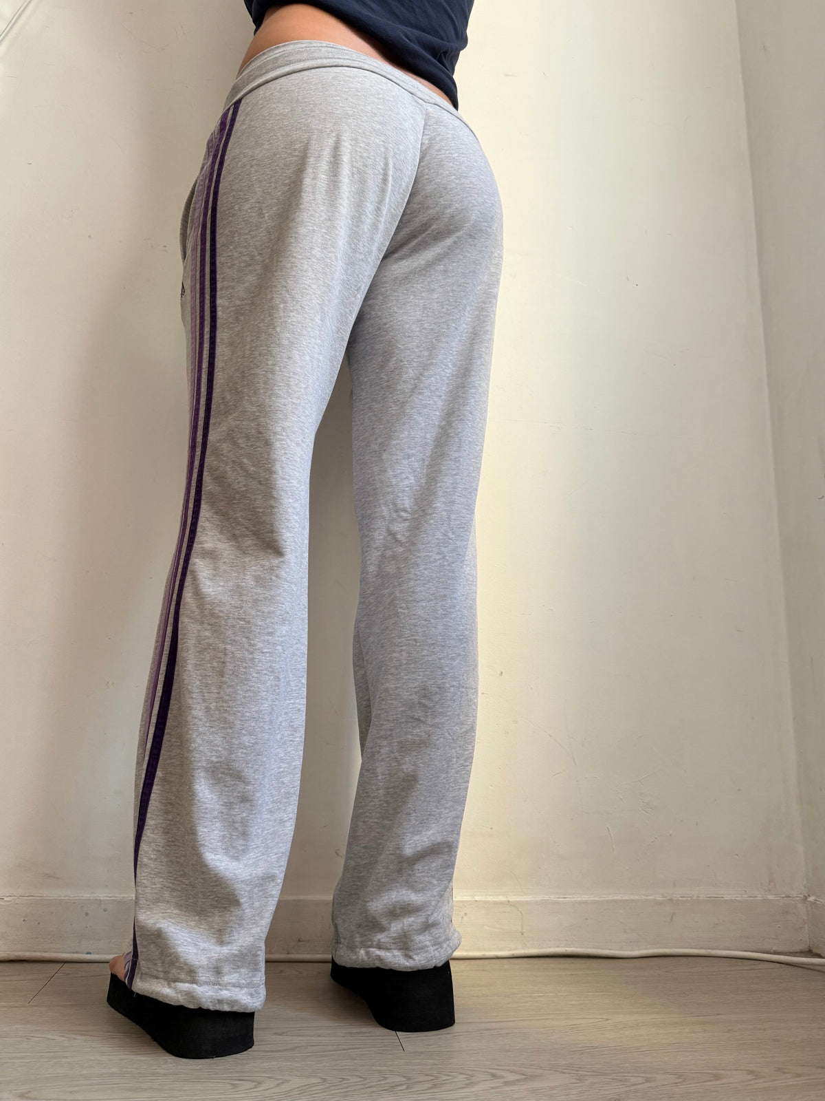 Grey & purple low rise baggy pants (M)