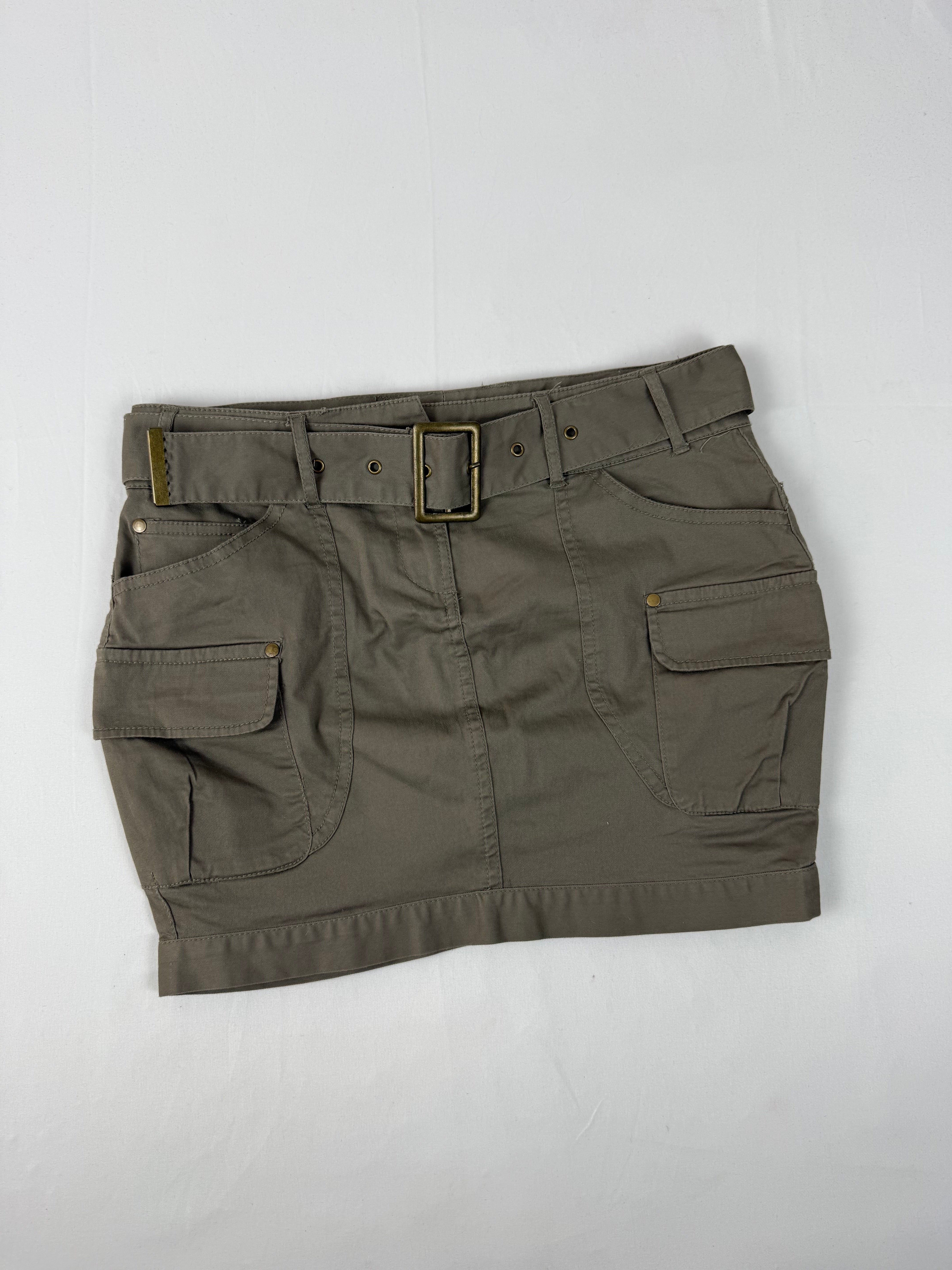 Khaki cargo low rise mini skirt with belt (M)