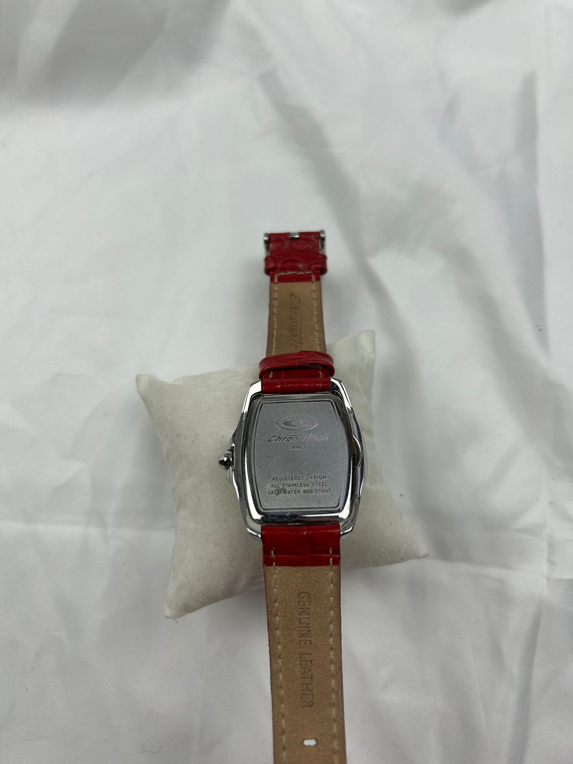 Vintage stainless steel red leather silver watch jewelry