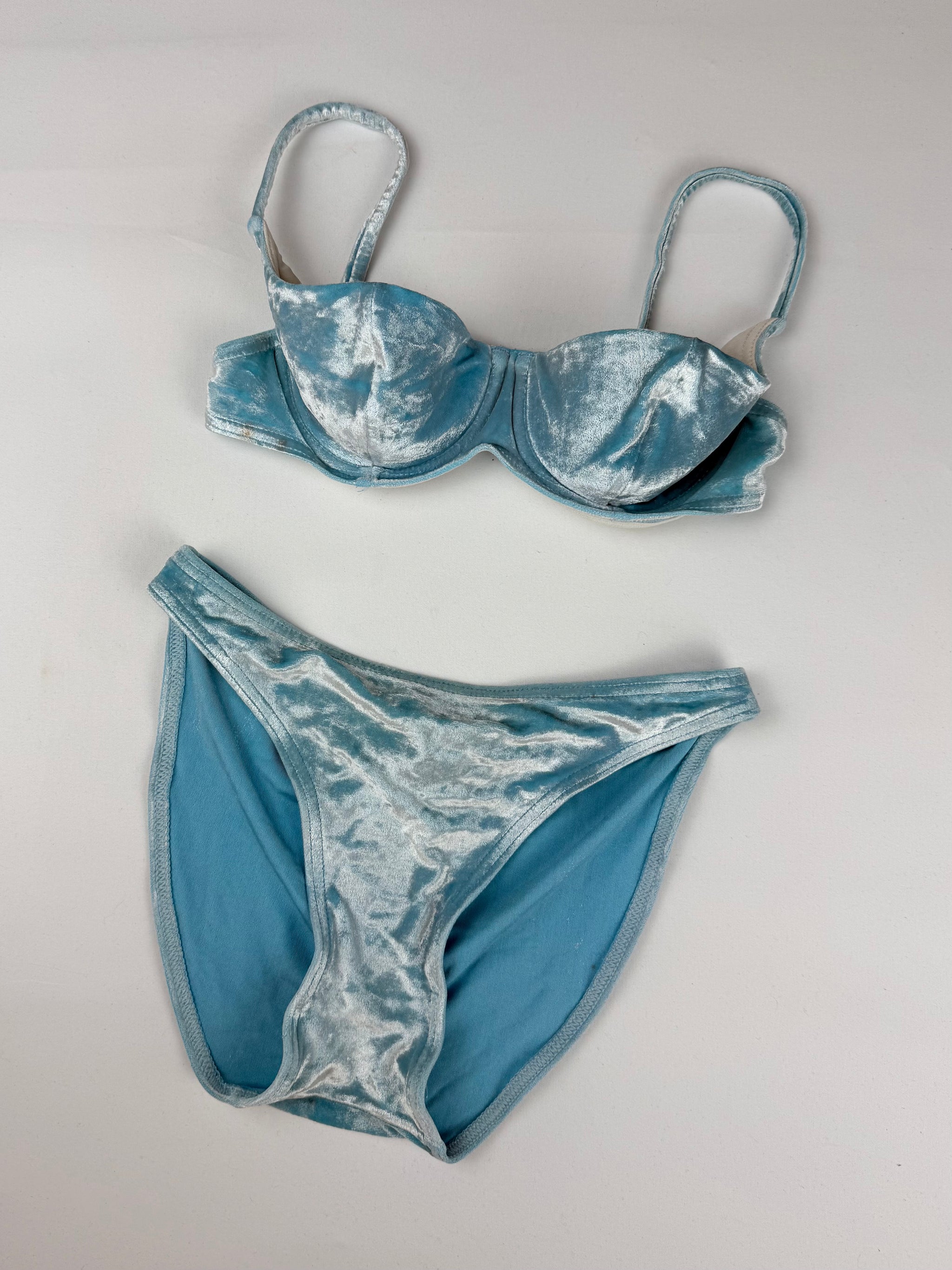 Blue velvet low rise bikini set (XS)