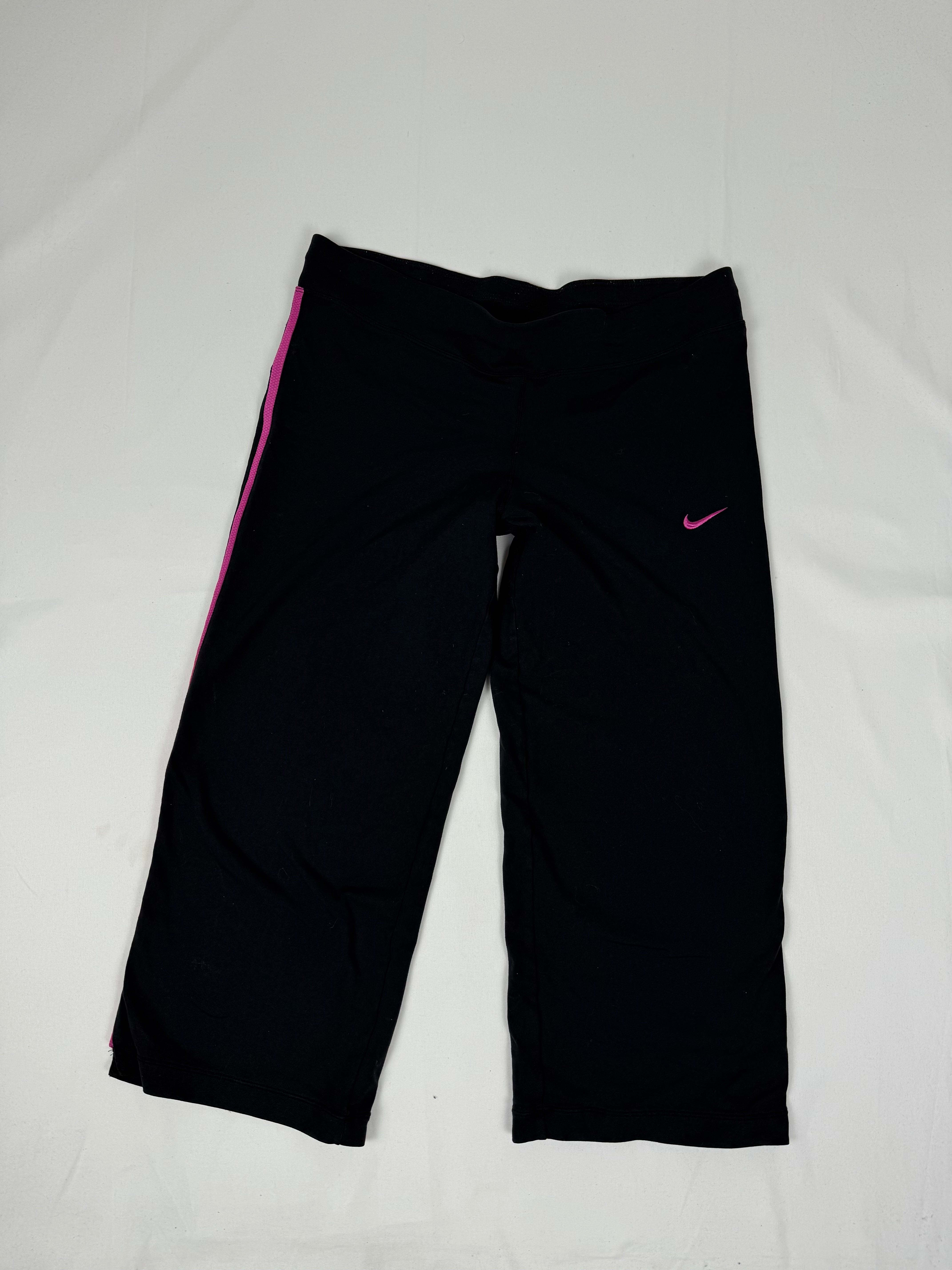 Black stretchy activewear capri pants (XS/S)