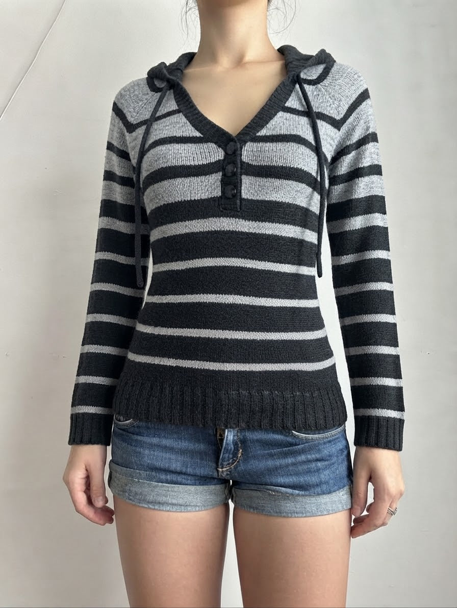 Black & grey striped hooded jumper (M)