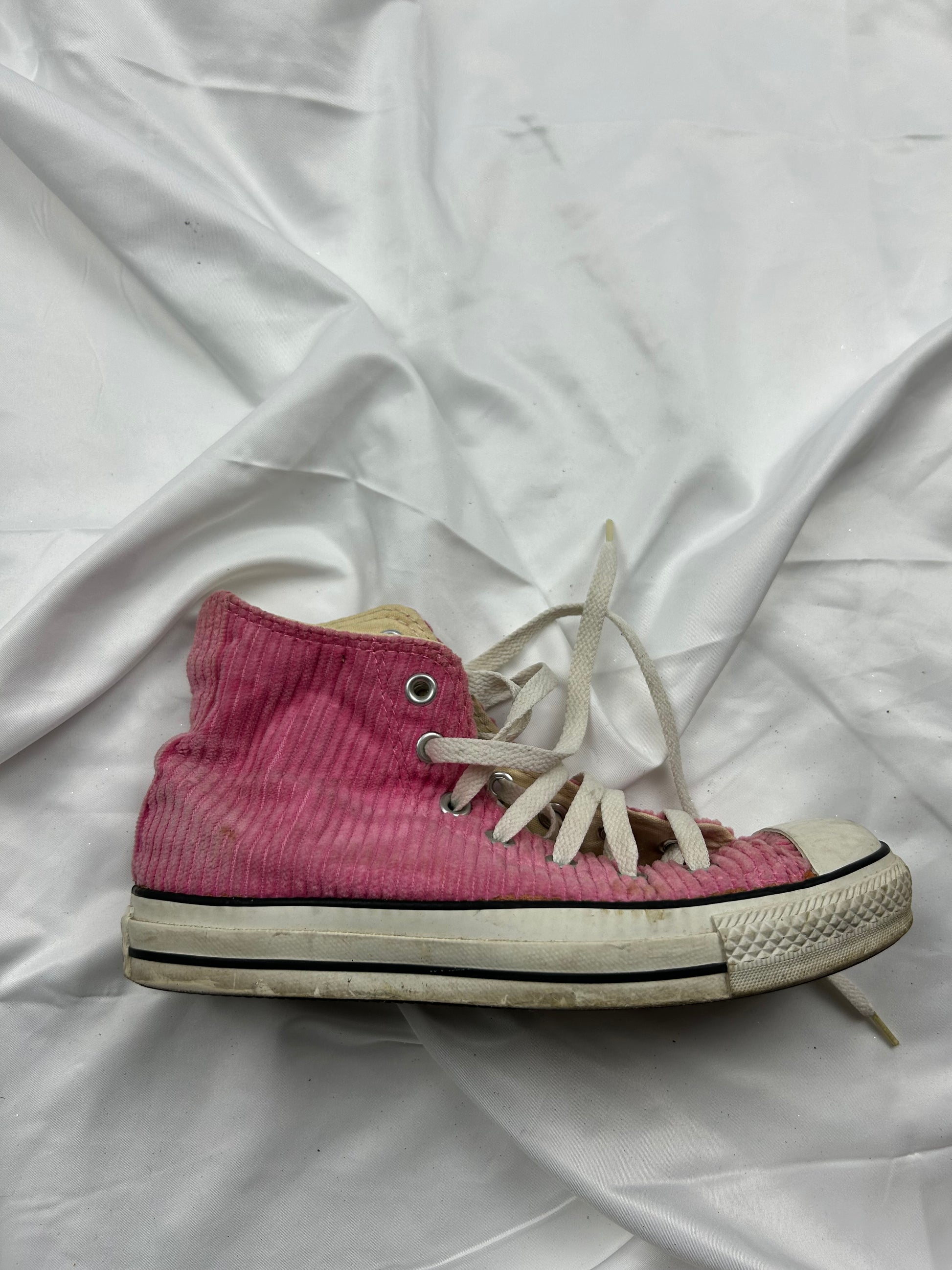 Pink ribbed velvet trainers (37)