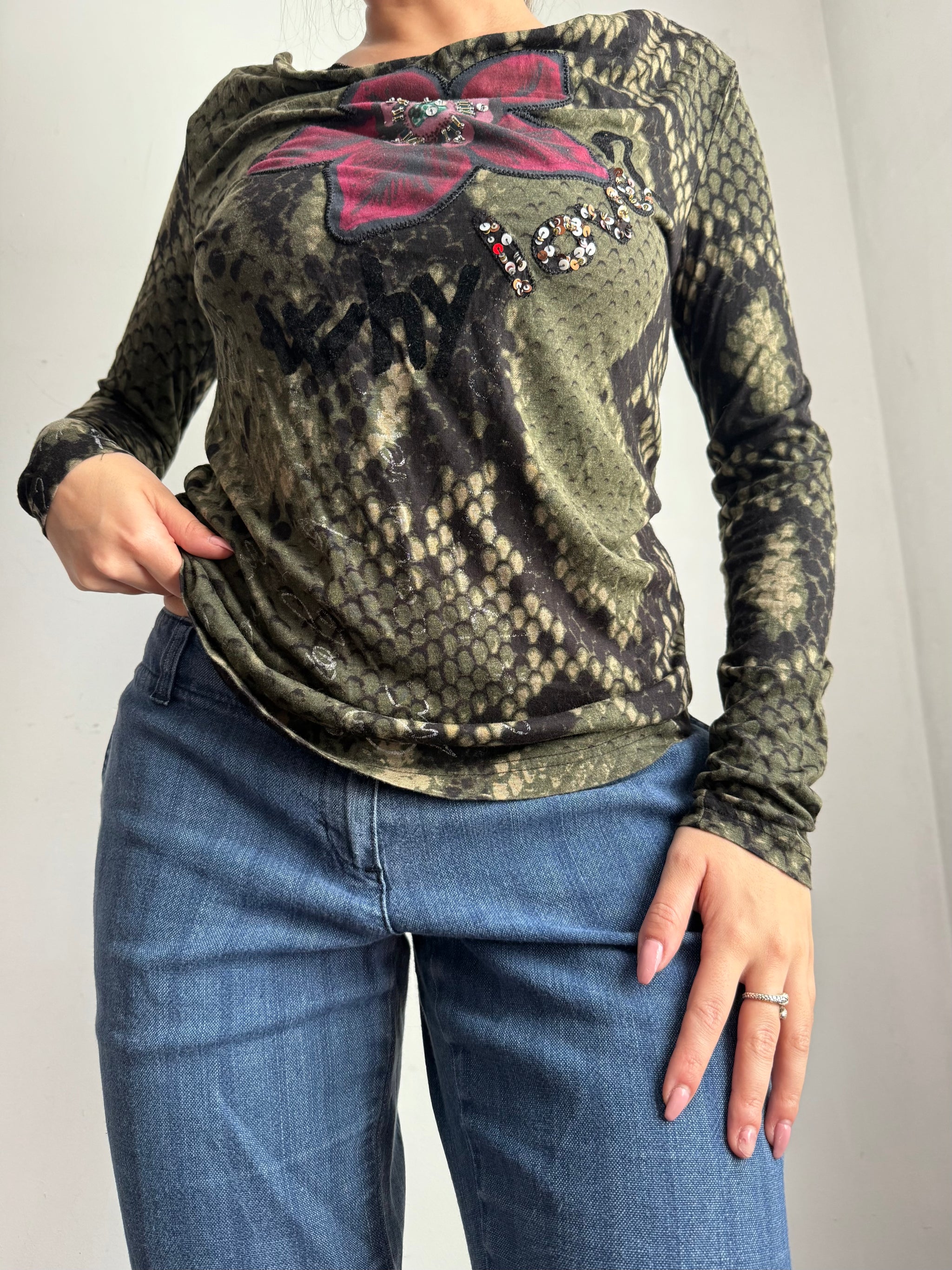 Khaki snake print long sleeves plunge neck top (S/M)