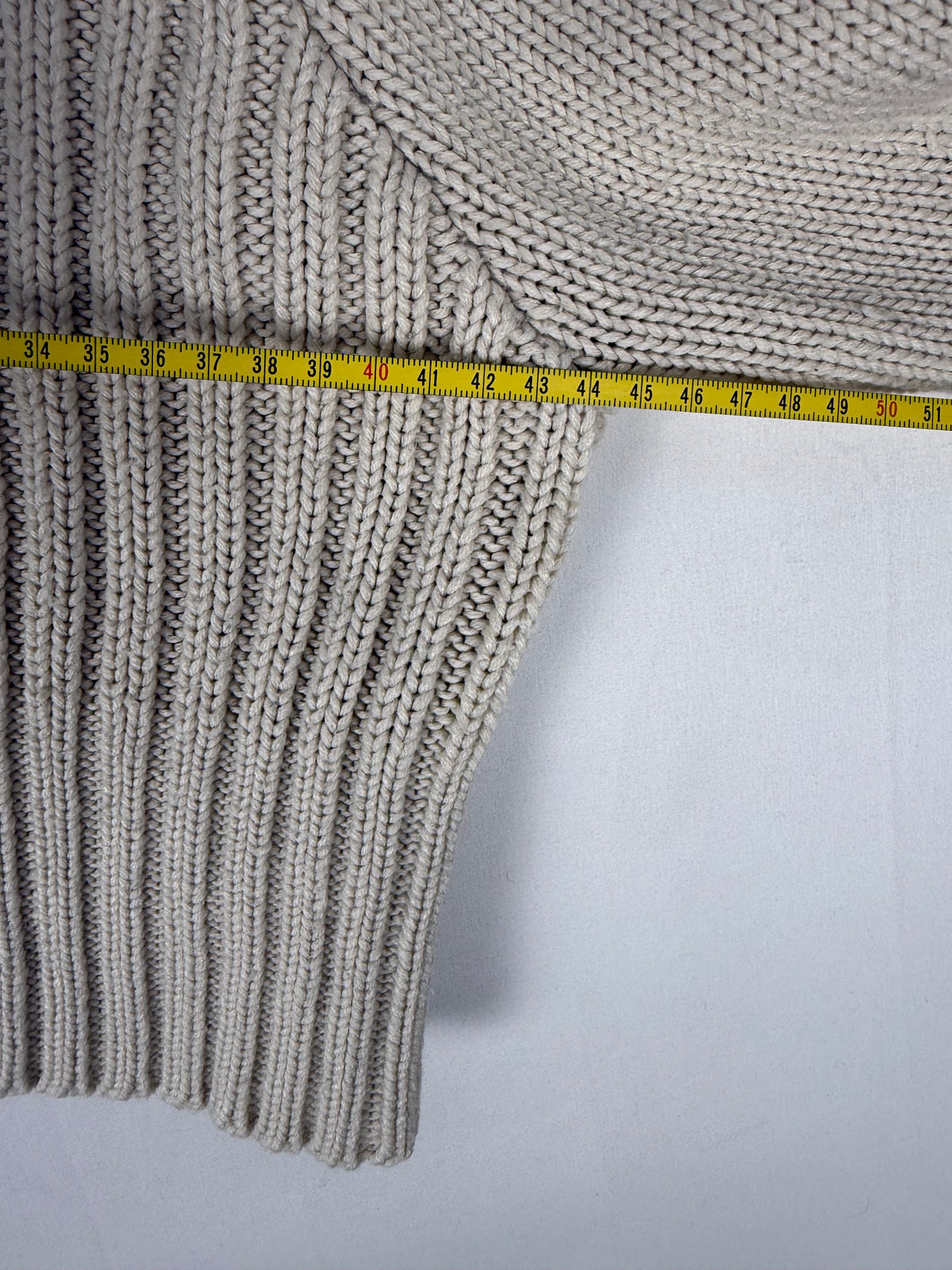 Beige faux fur neck knit jumper (M)
