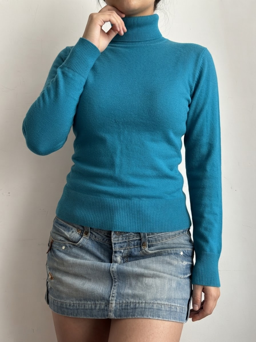 Blue turtleneck cotton jumper (L)