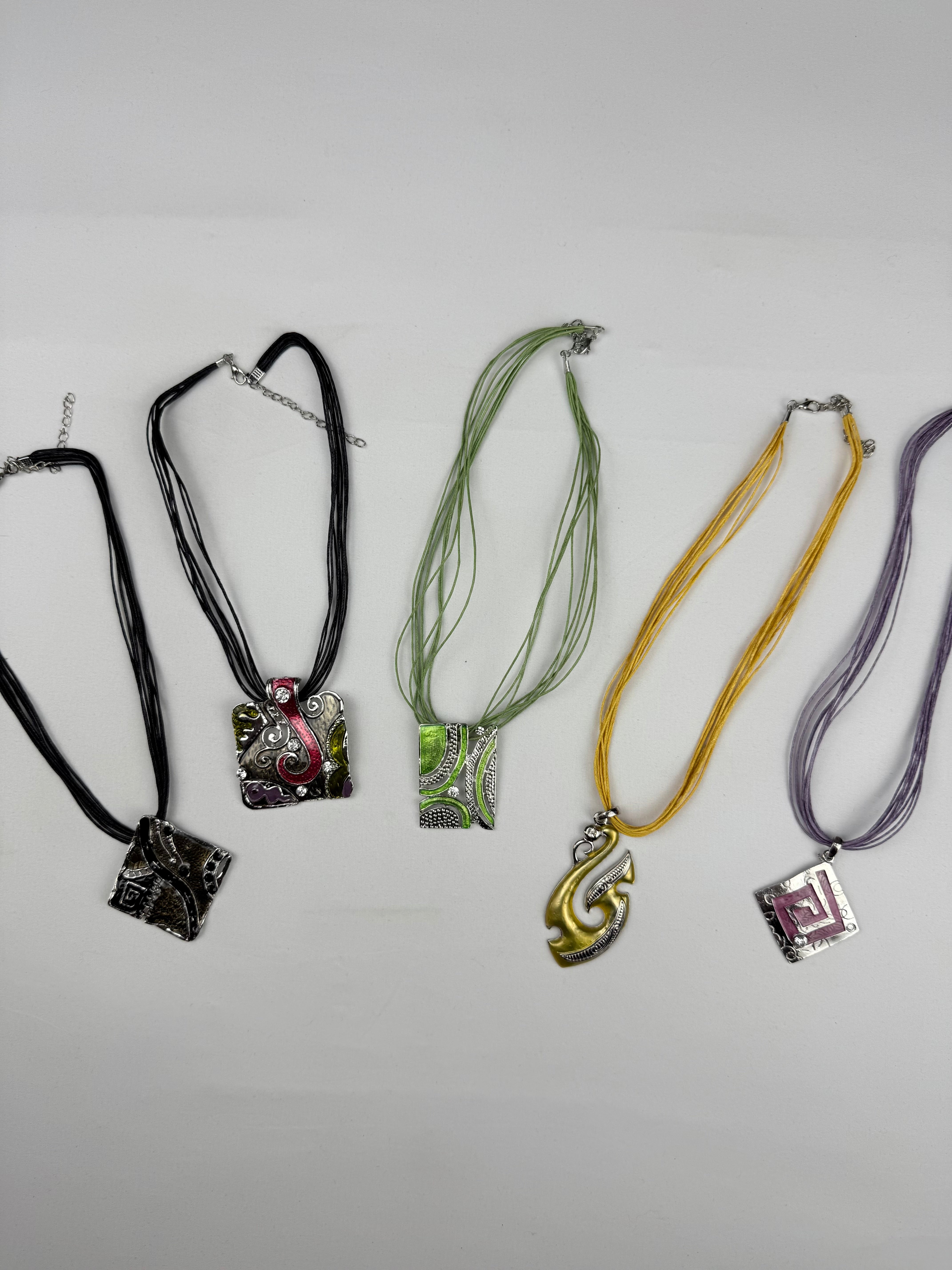 Cord boho pendant necklace