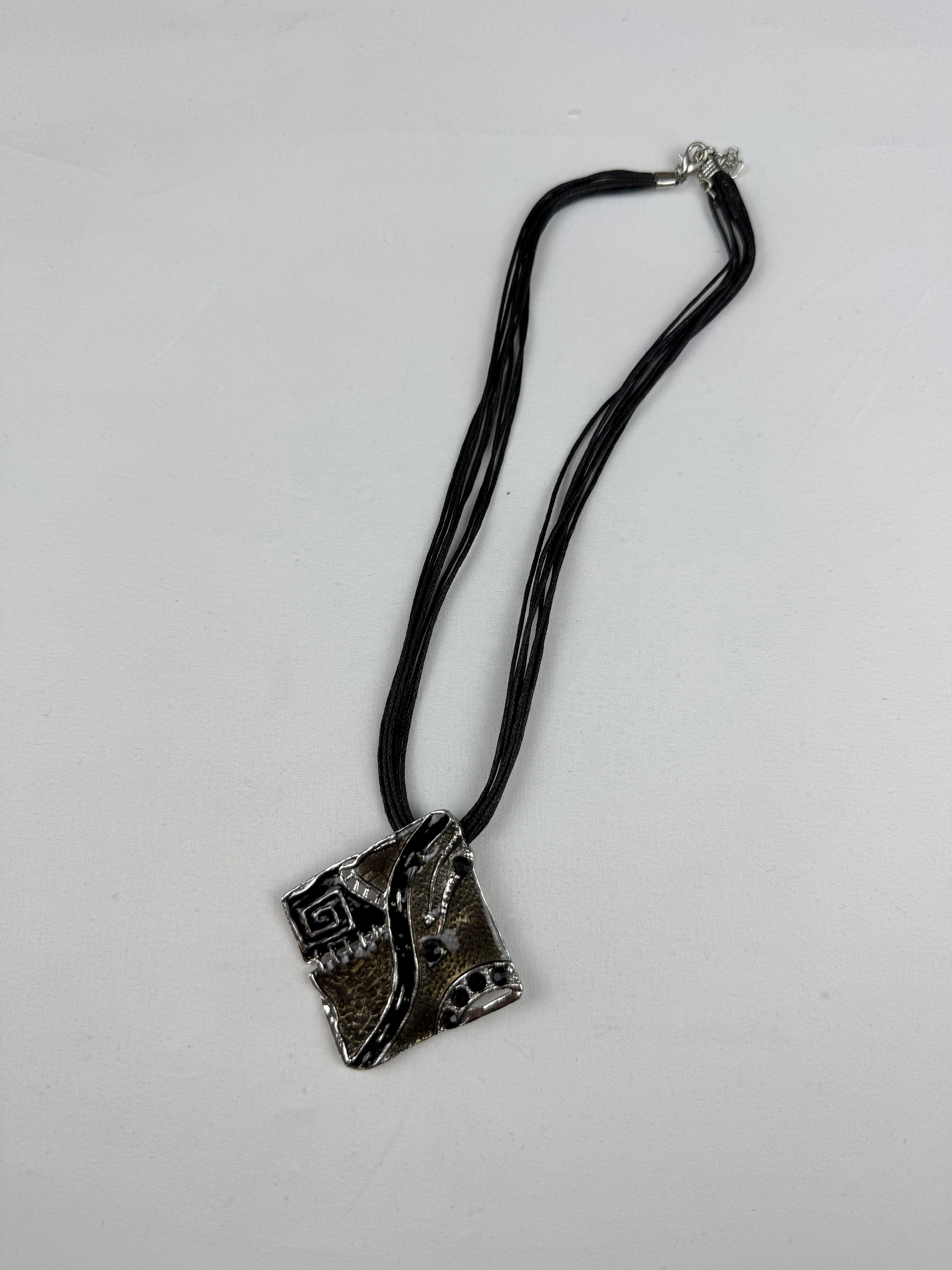 Cord boho pendant necklace