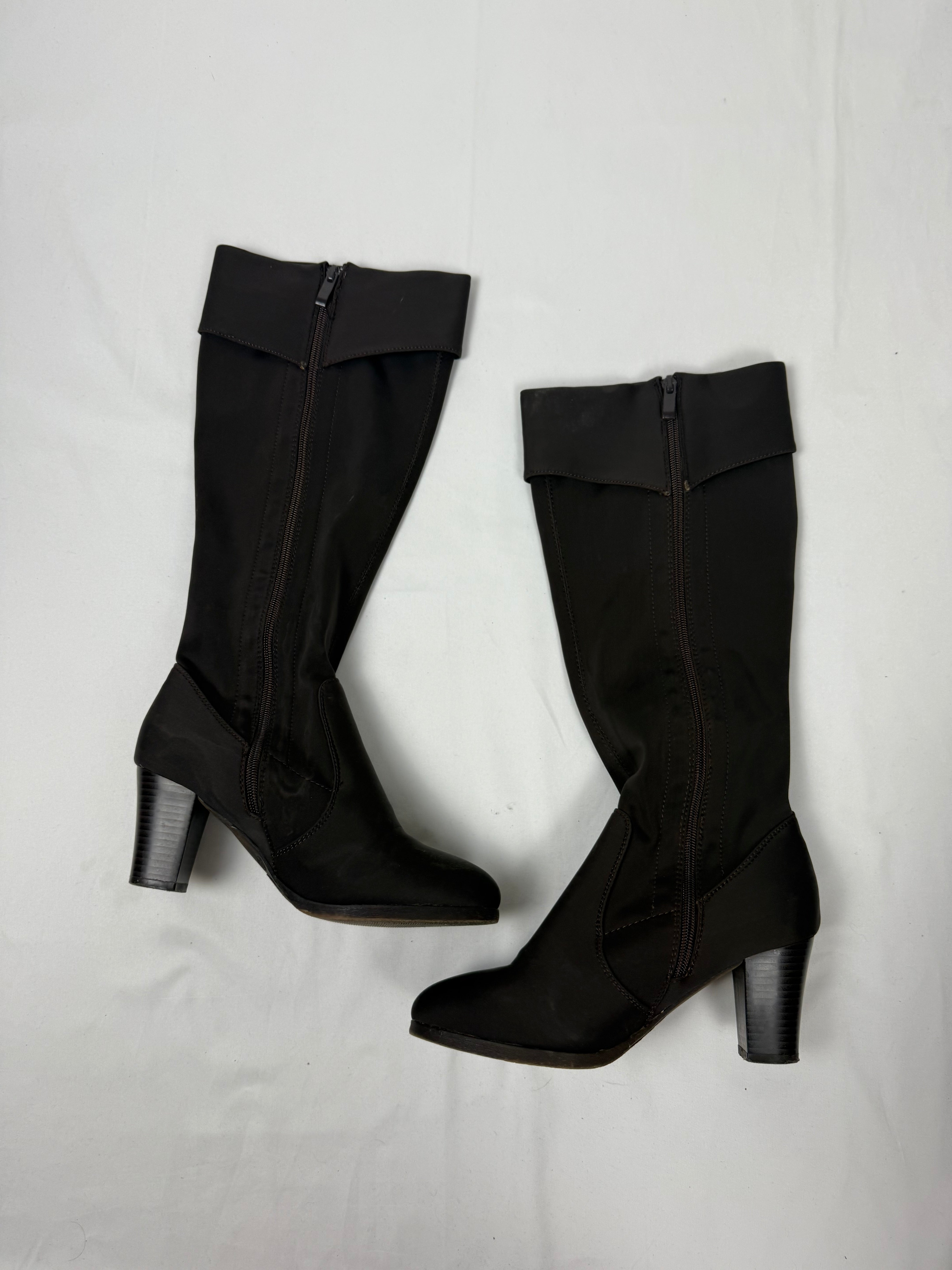 Brown buckle belt knee high boots (38)