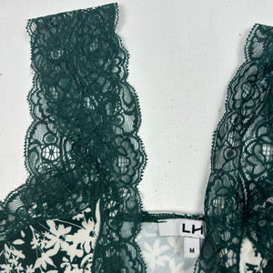 Green floral lace neck cami top (M)