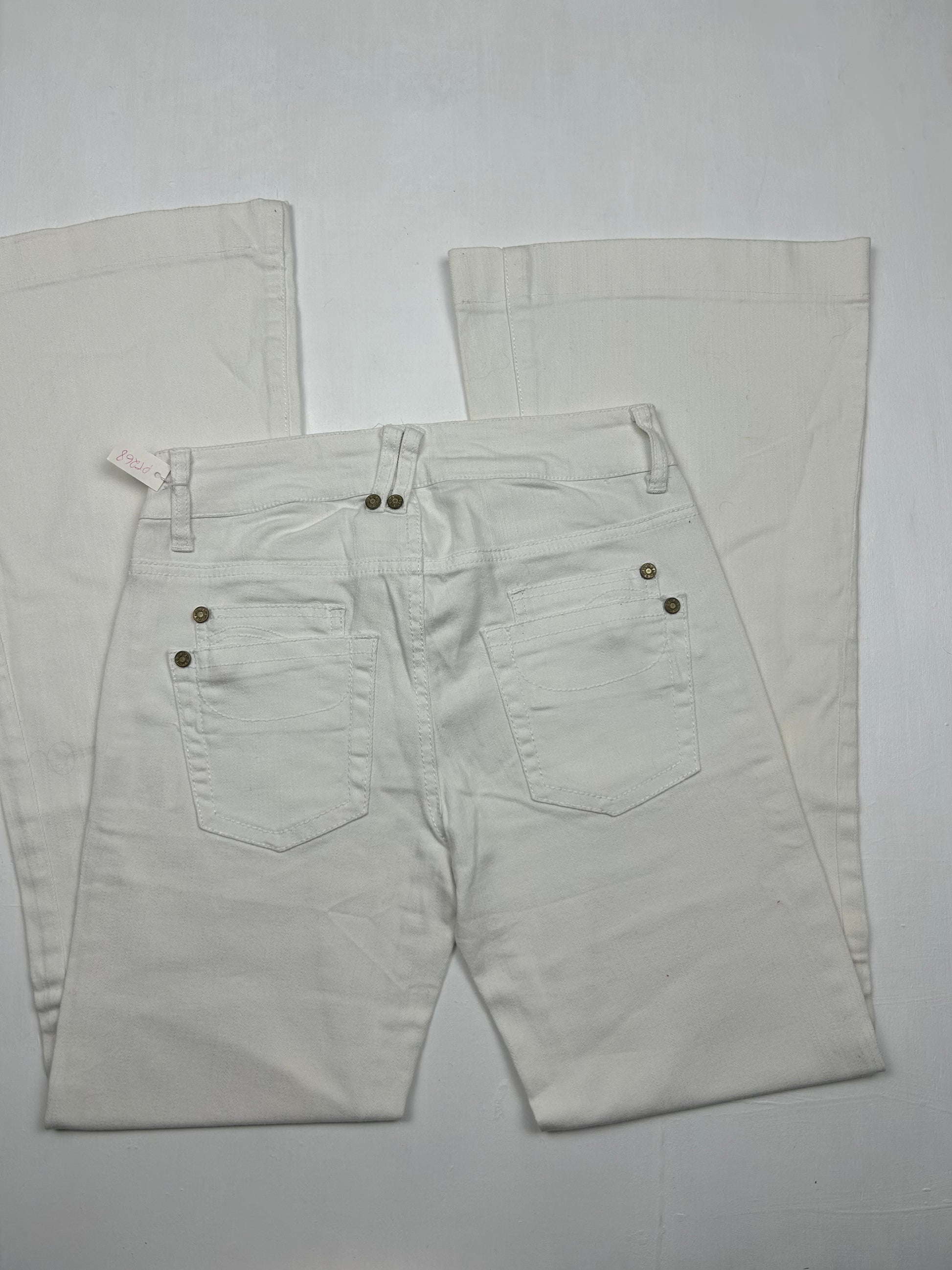 White stretchy bootcut/ flare denim pants (S)