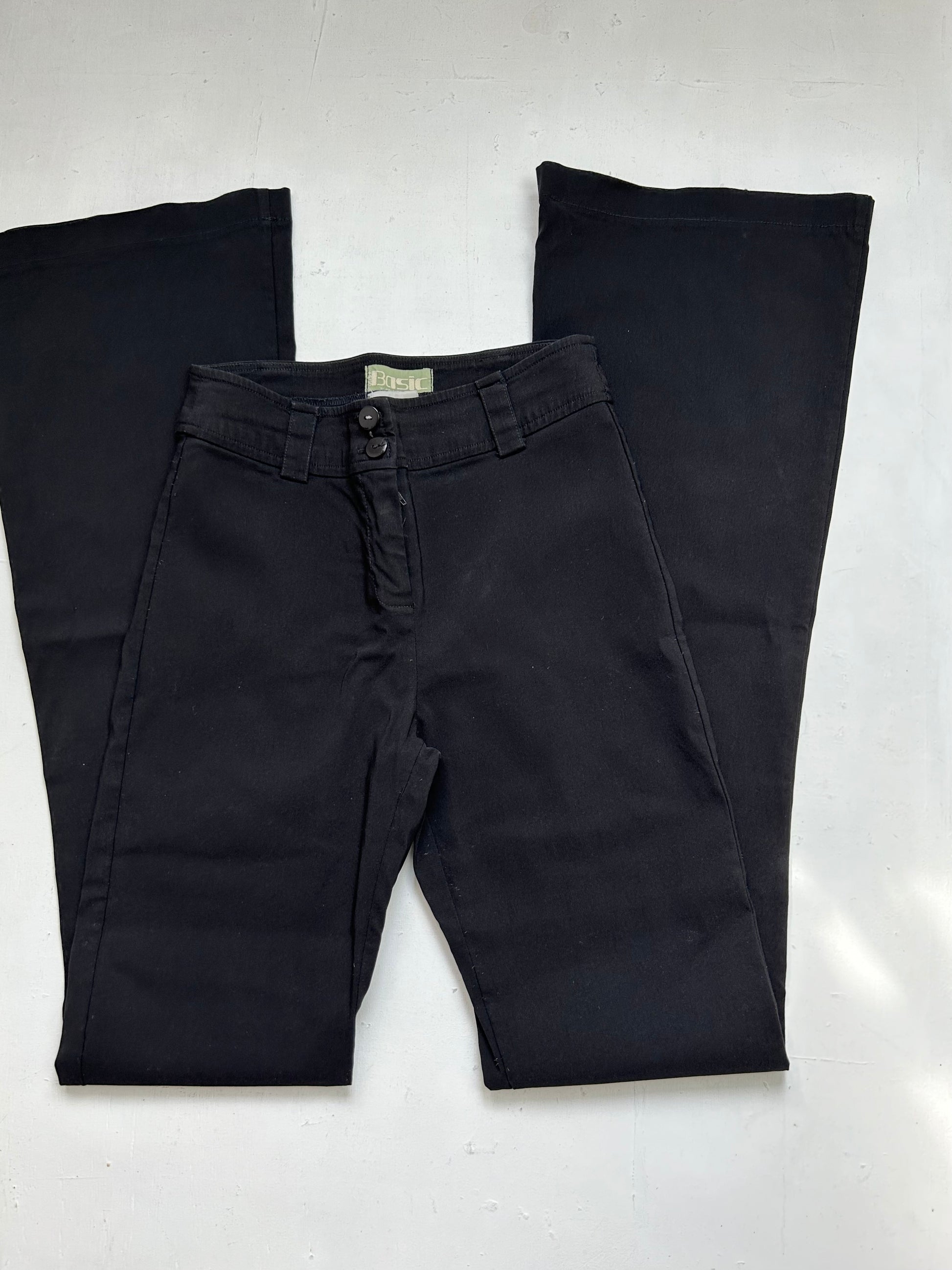 Black stretchy mid waist flare denim pants (XXS)