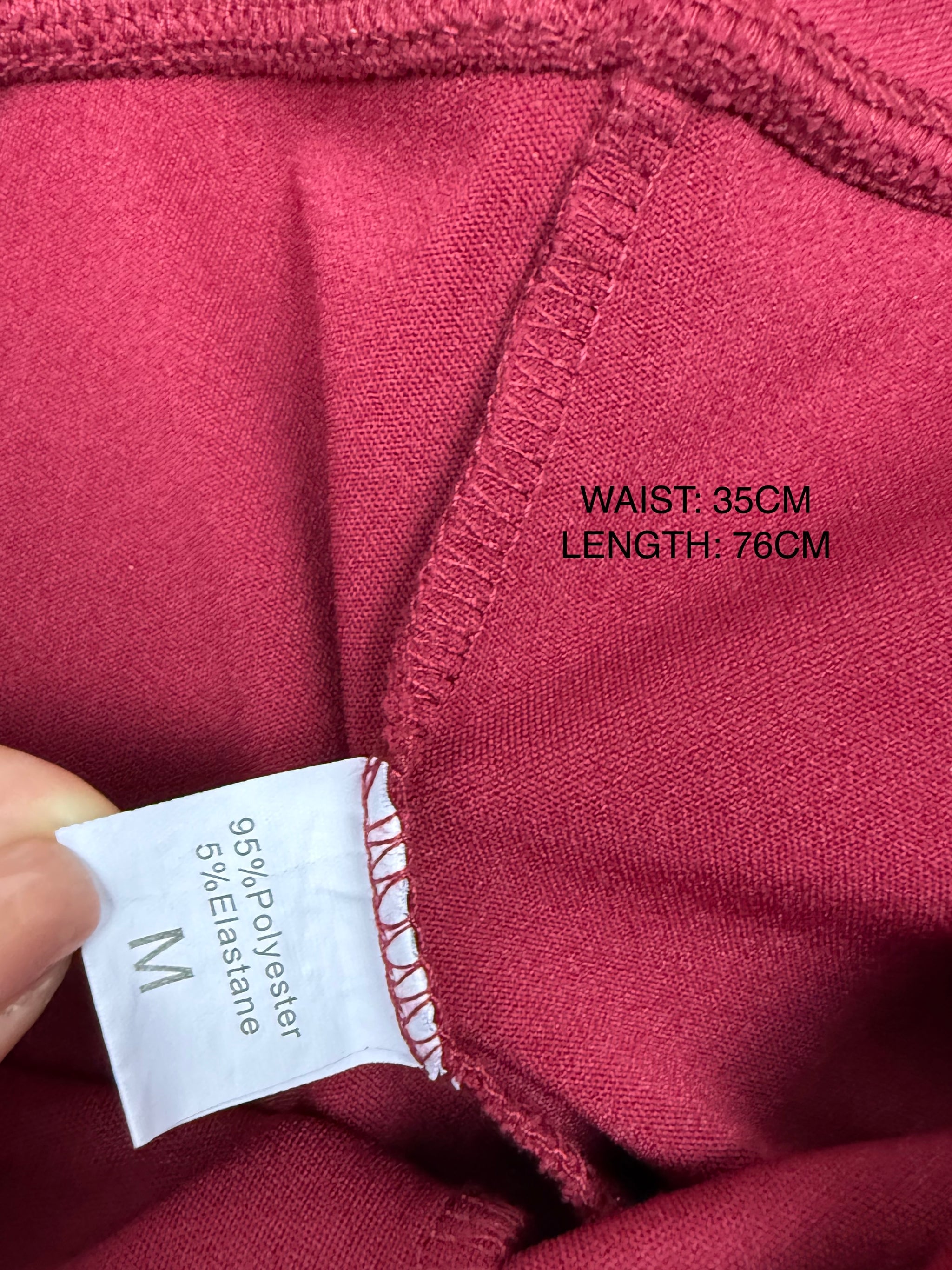 Burgundy low waist capri skirt pants (S/M)