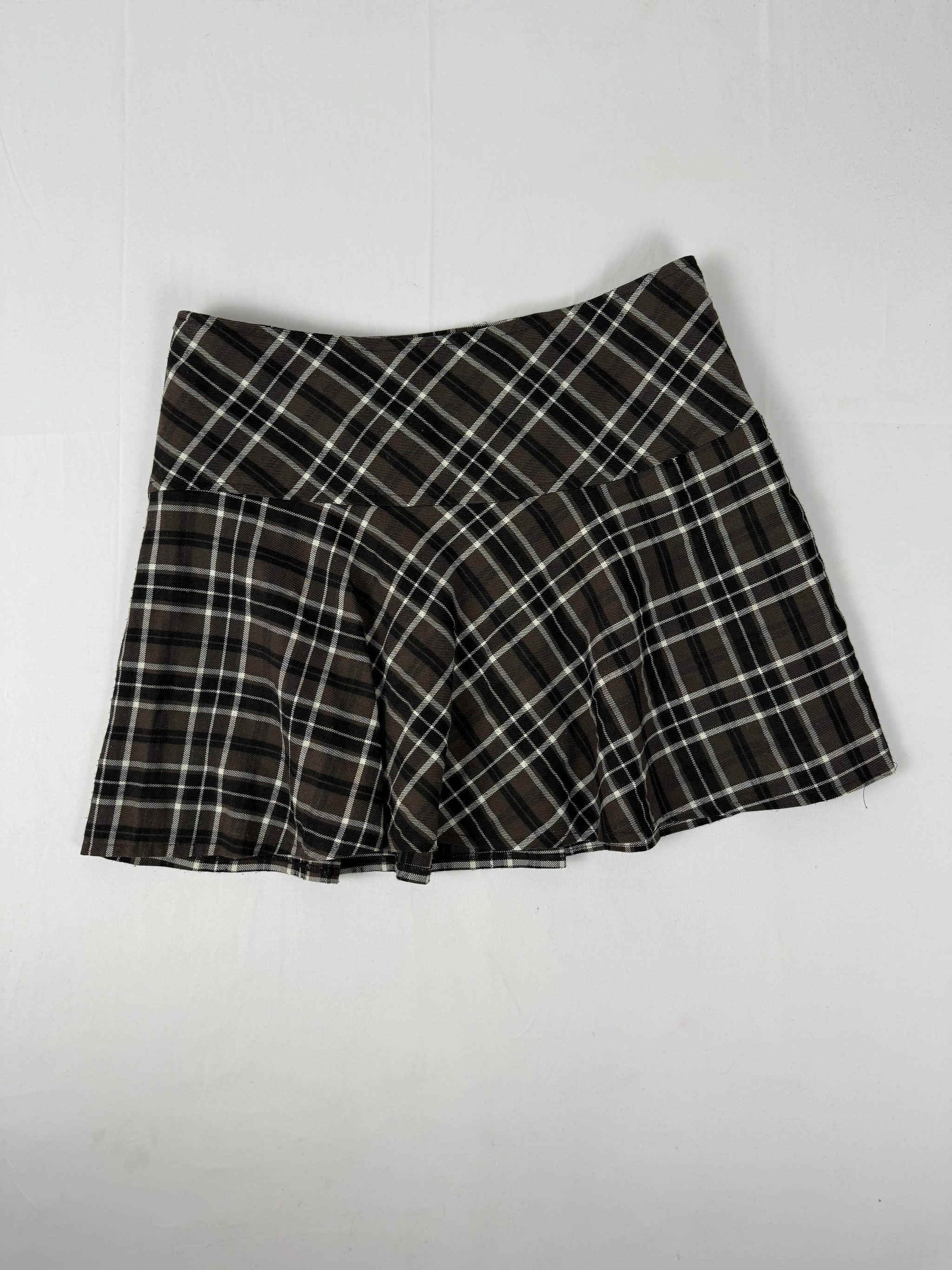 Black check print pleated mini skirt (M)