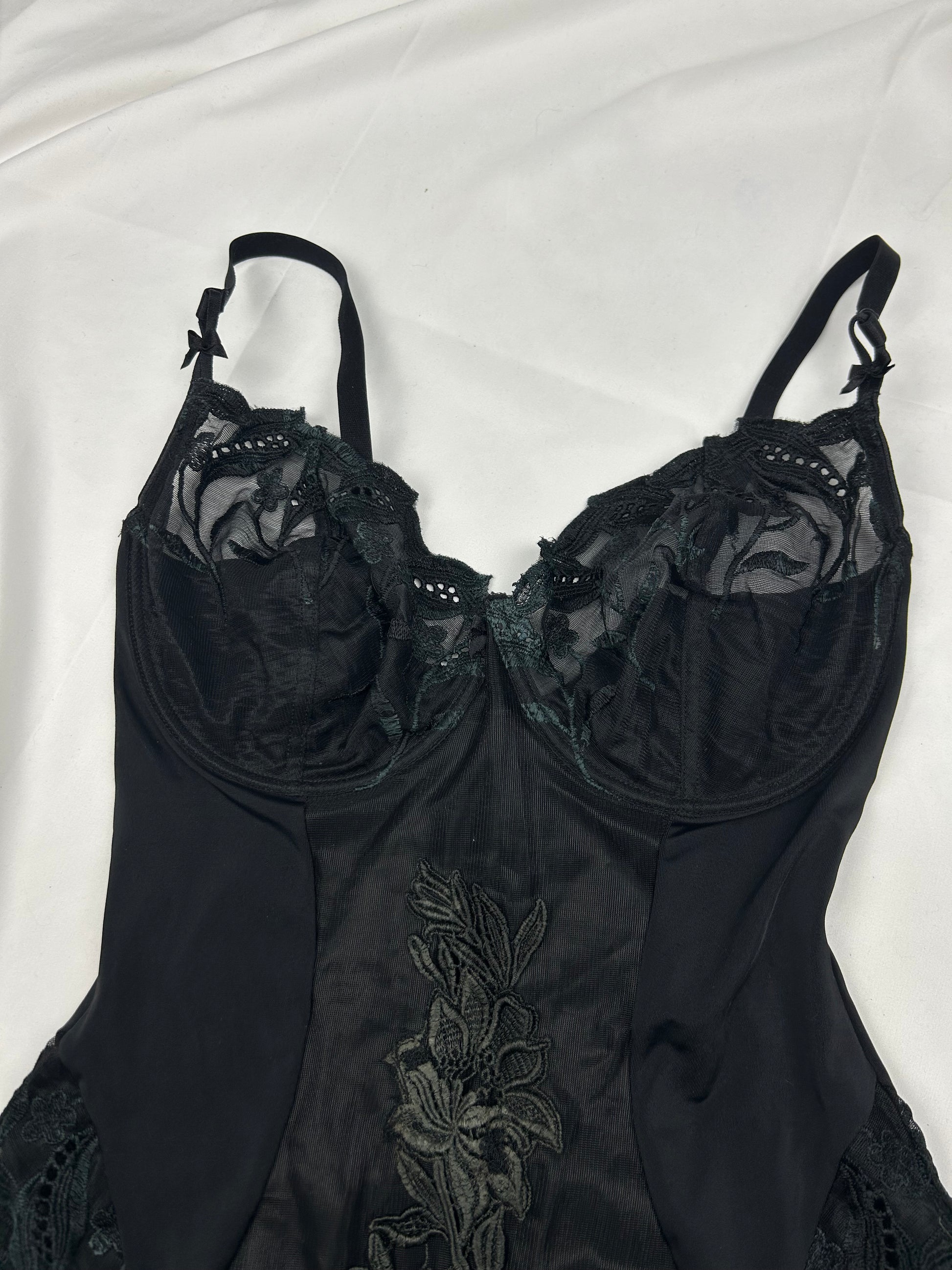 Black lace bodysuit top (M/L)