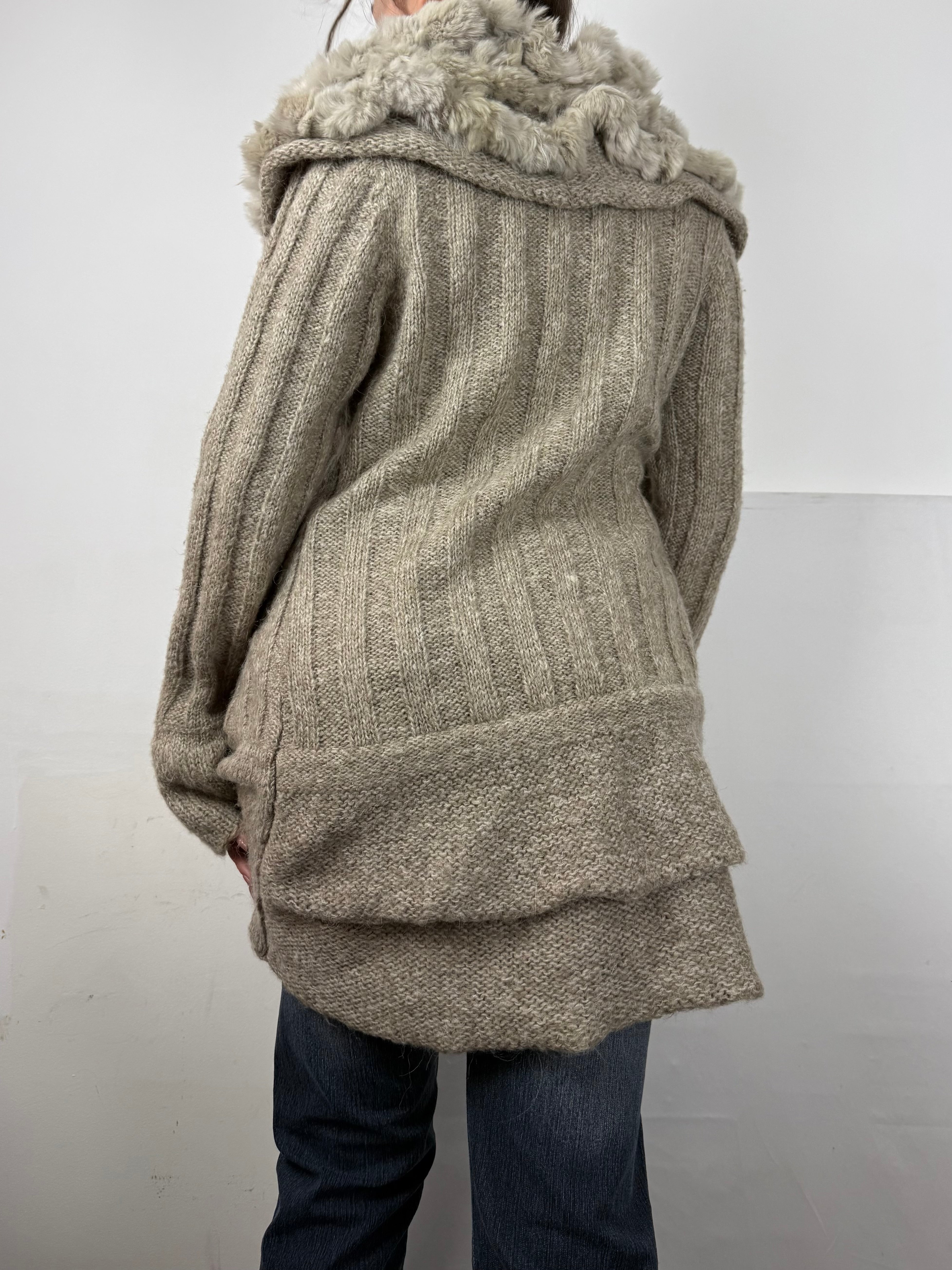 Beige fur neck cardigan jumper (L)