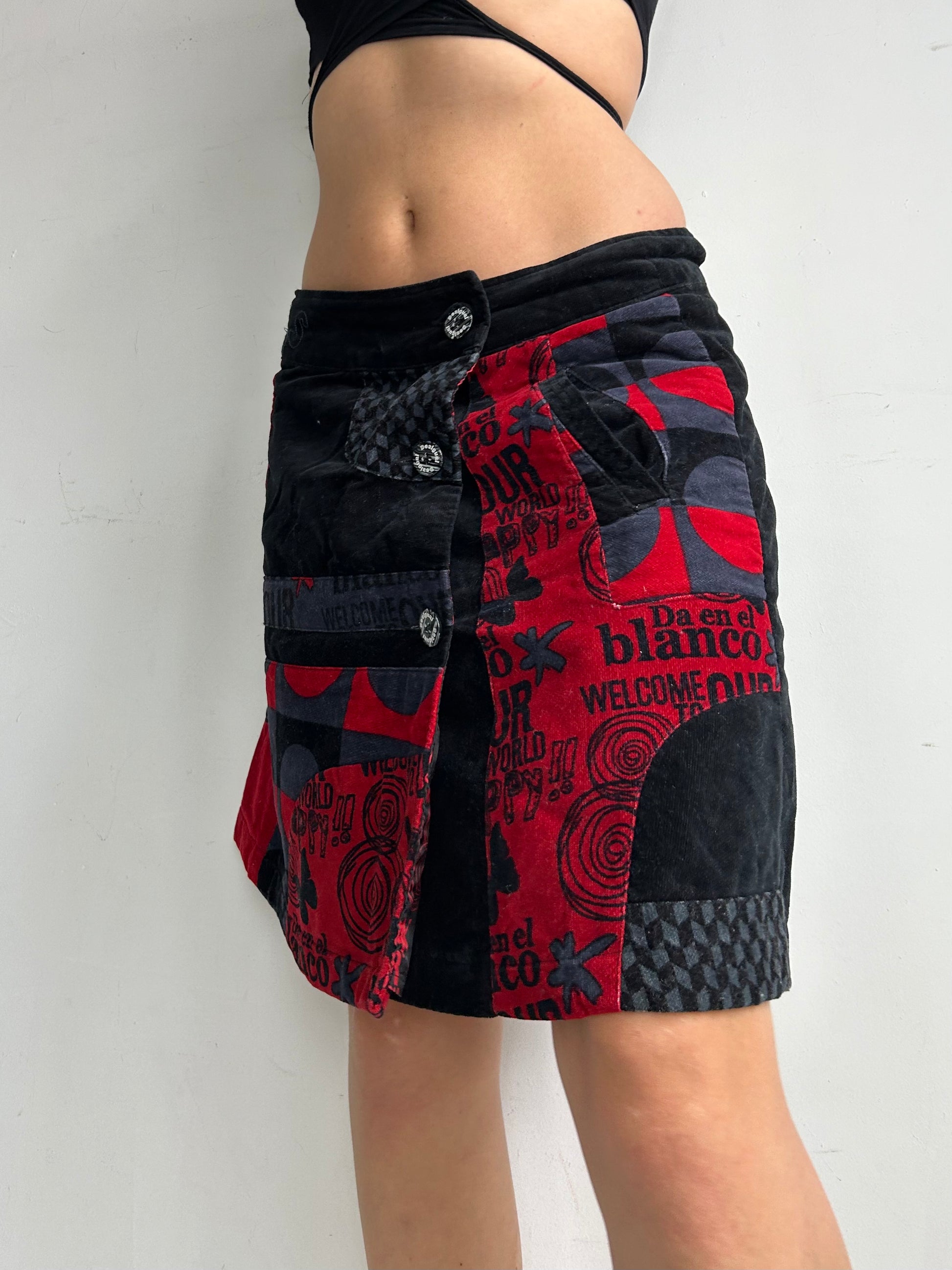 Black & red velvet denim low rise pleated mini skirt (M)