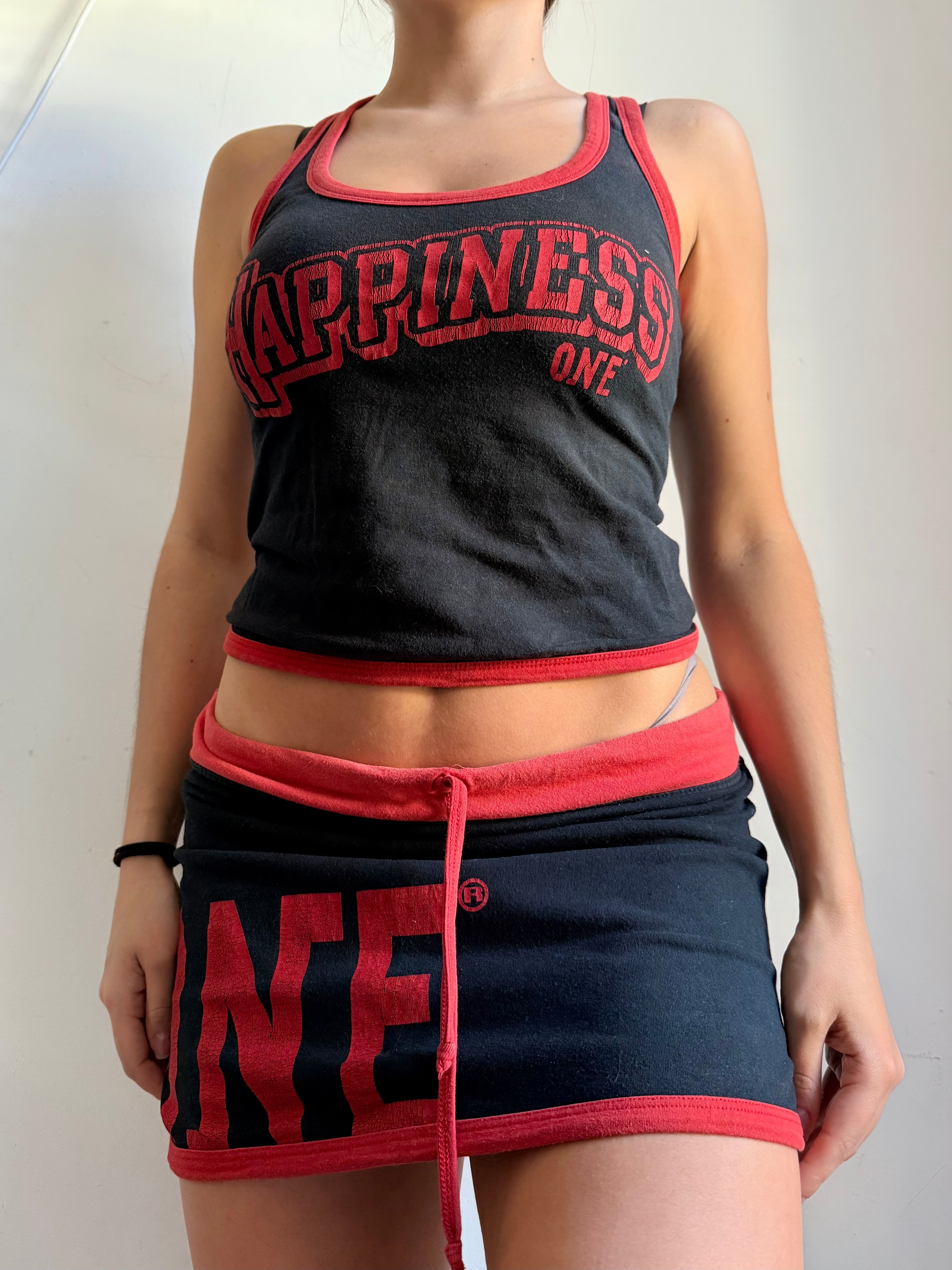 Black & red activewear mini skirt + top set (M)