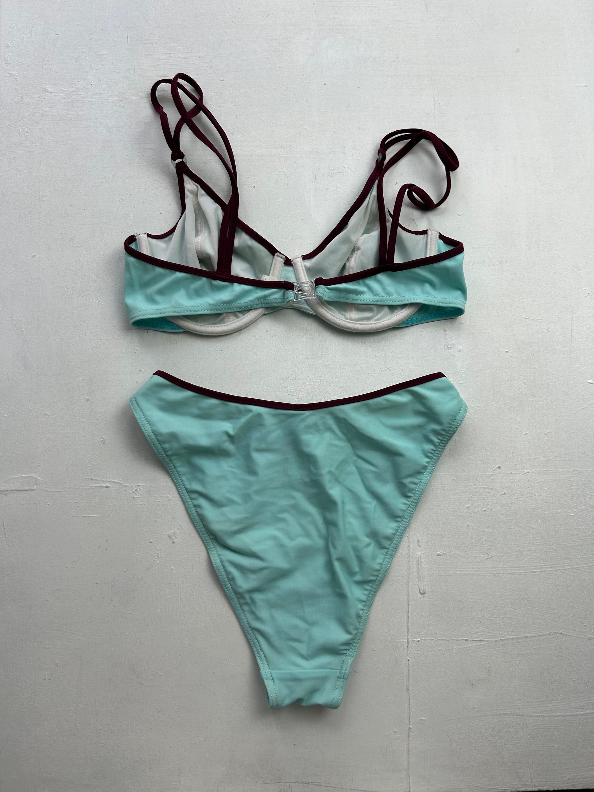 Blue mid rise y2k vintage bikini set (S/M)