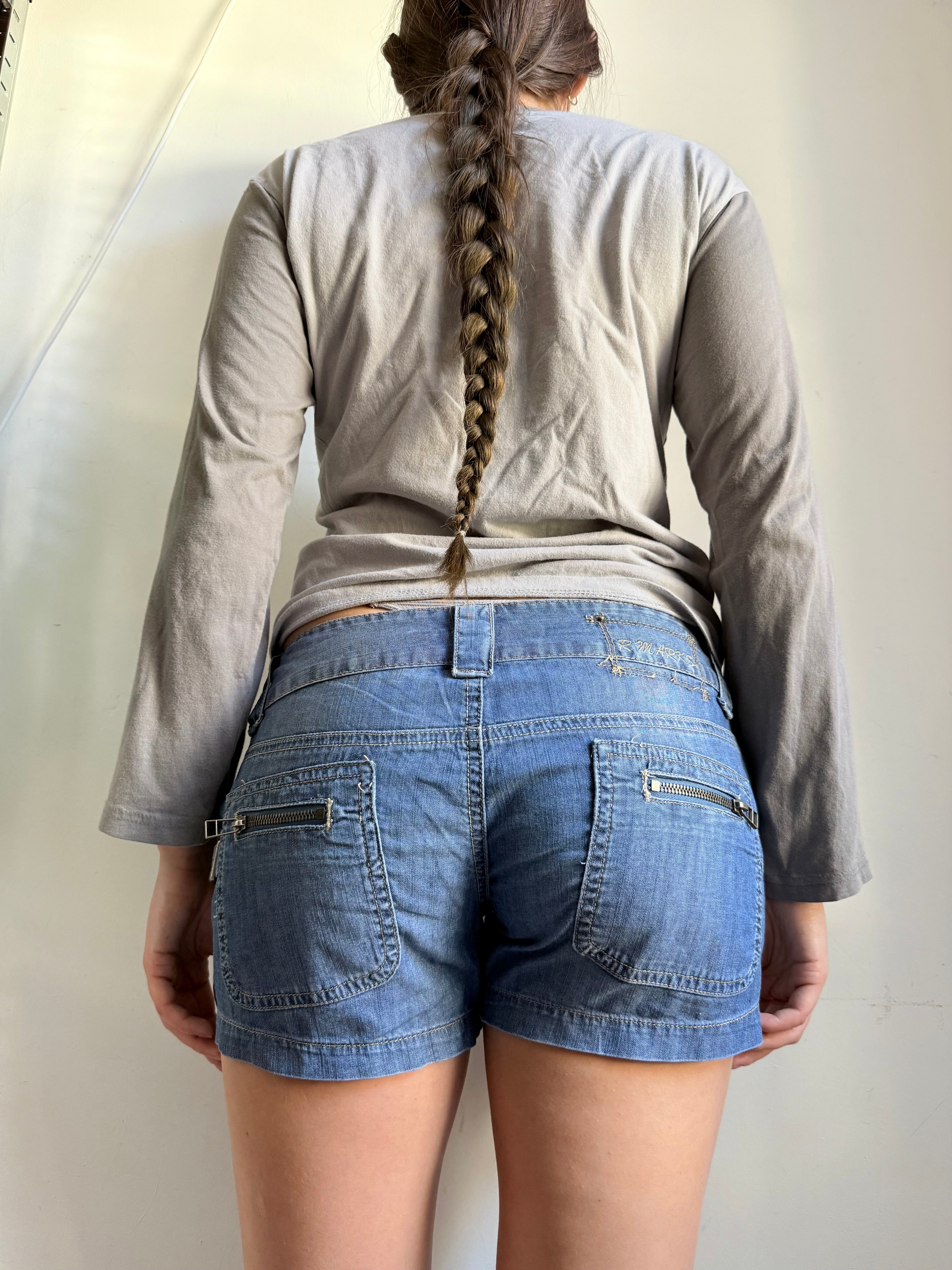 Grey graphic long sleeves top (S/M)