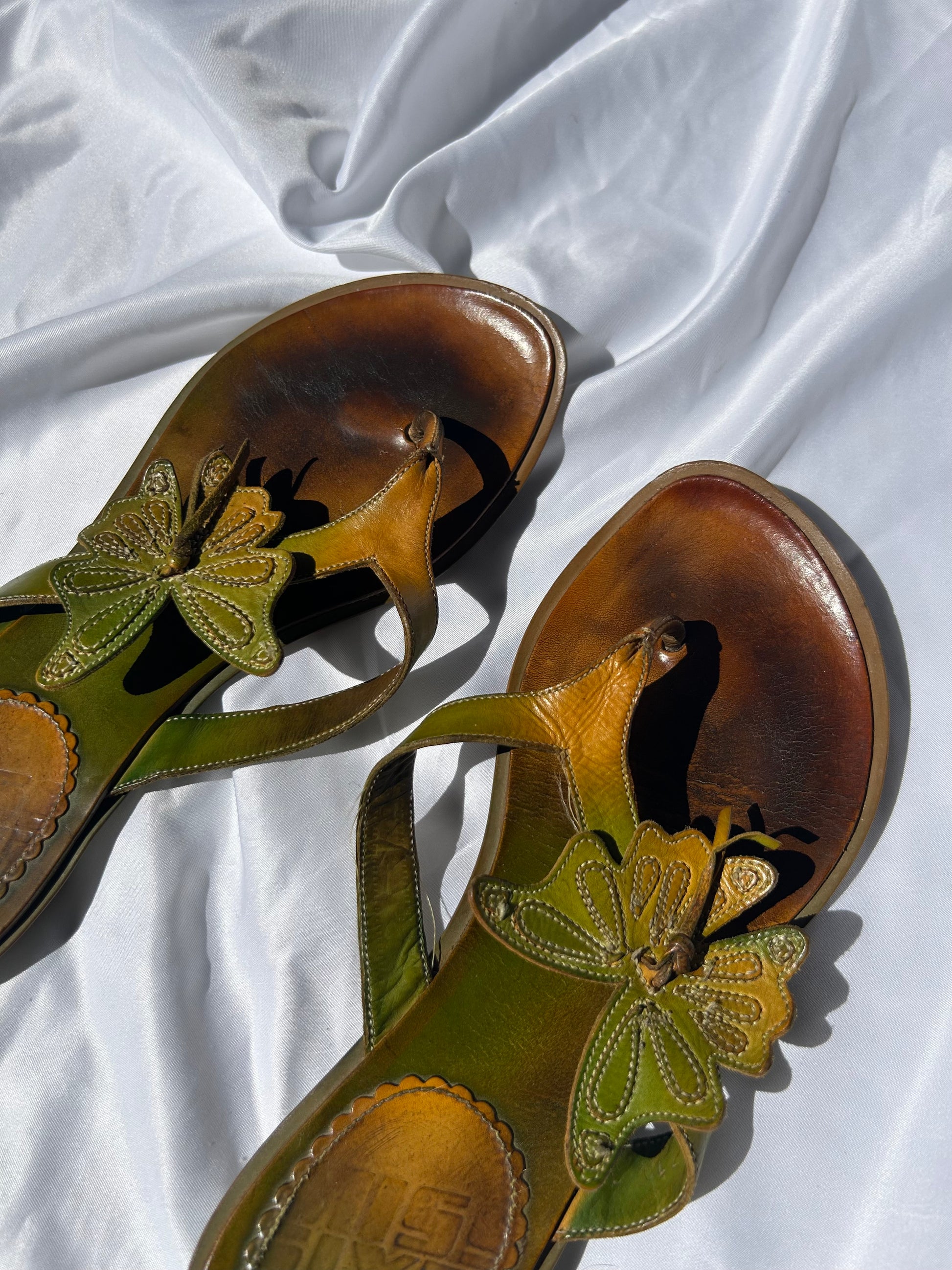 Green butterfly real leather flip flop (36)