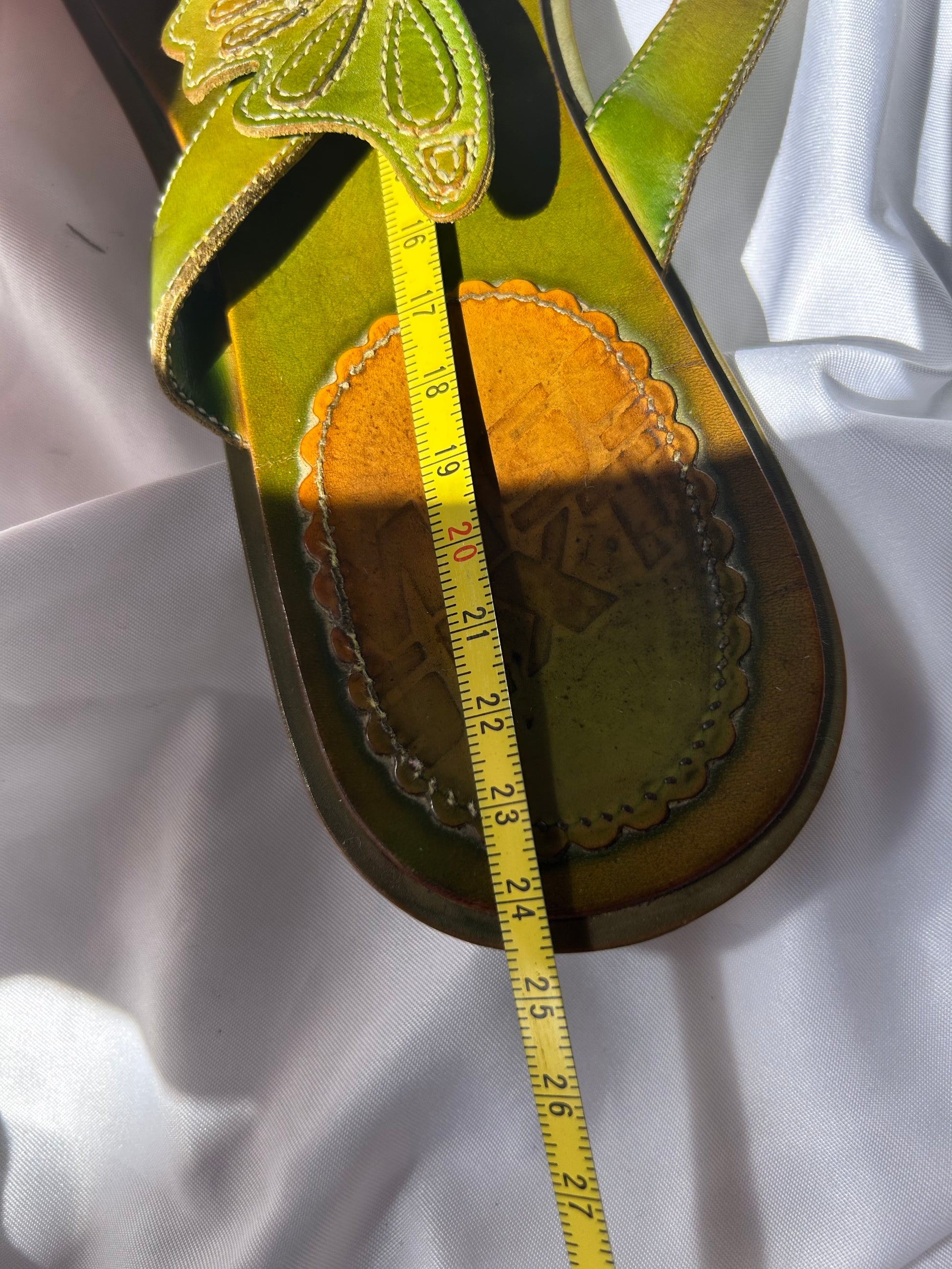 Green butterfly real leather flip flop (36)