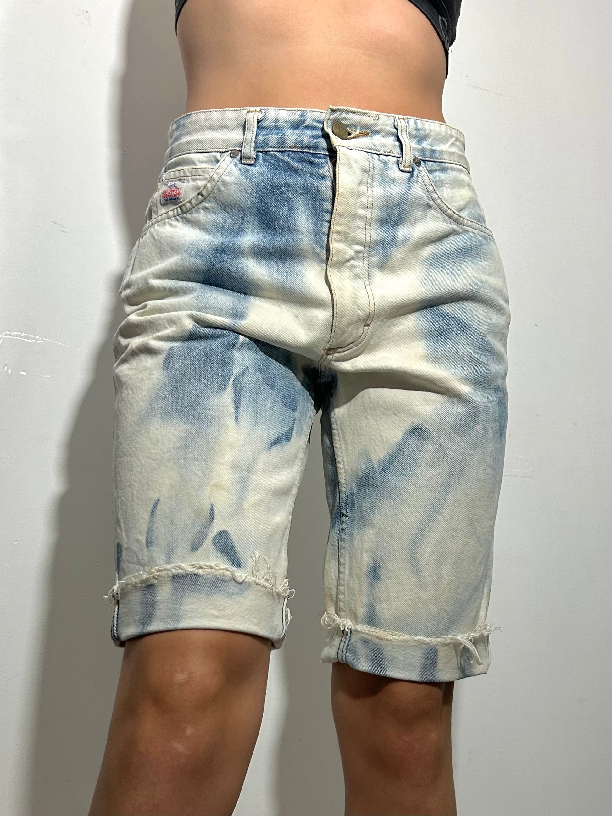 Washed denim mid short (M)