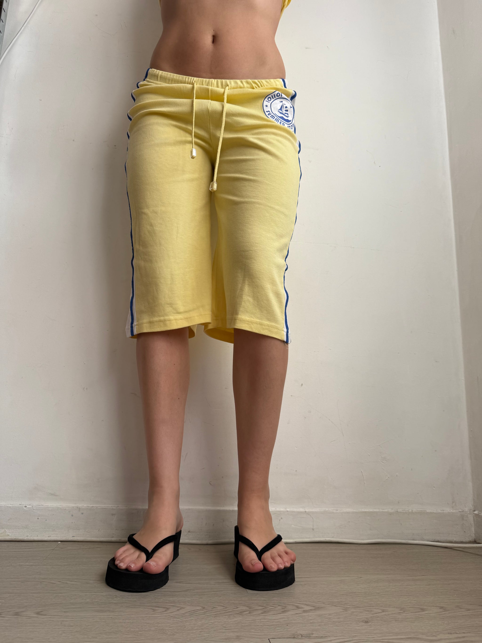 Yellow activewear capri pants + top set (S)