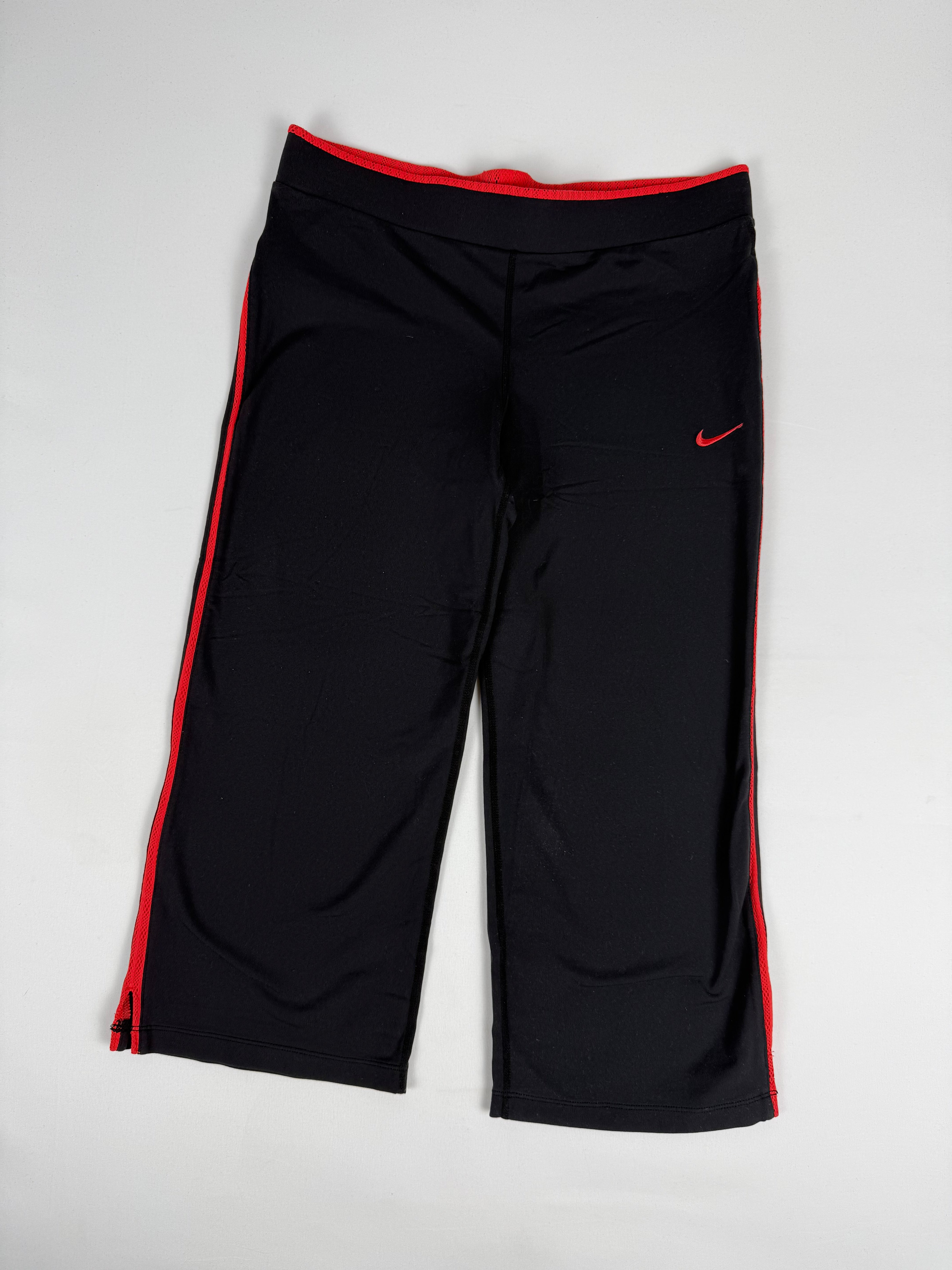 Black activewear capri pants (M)