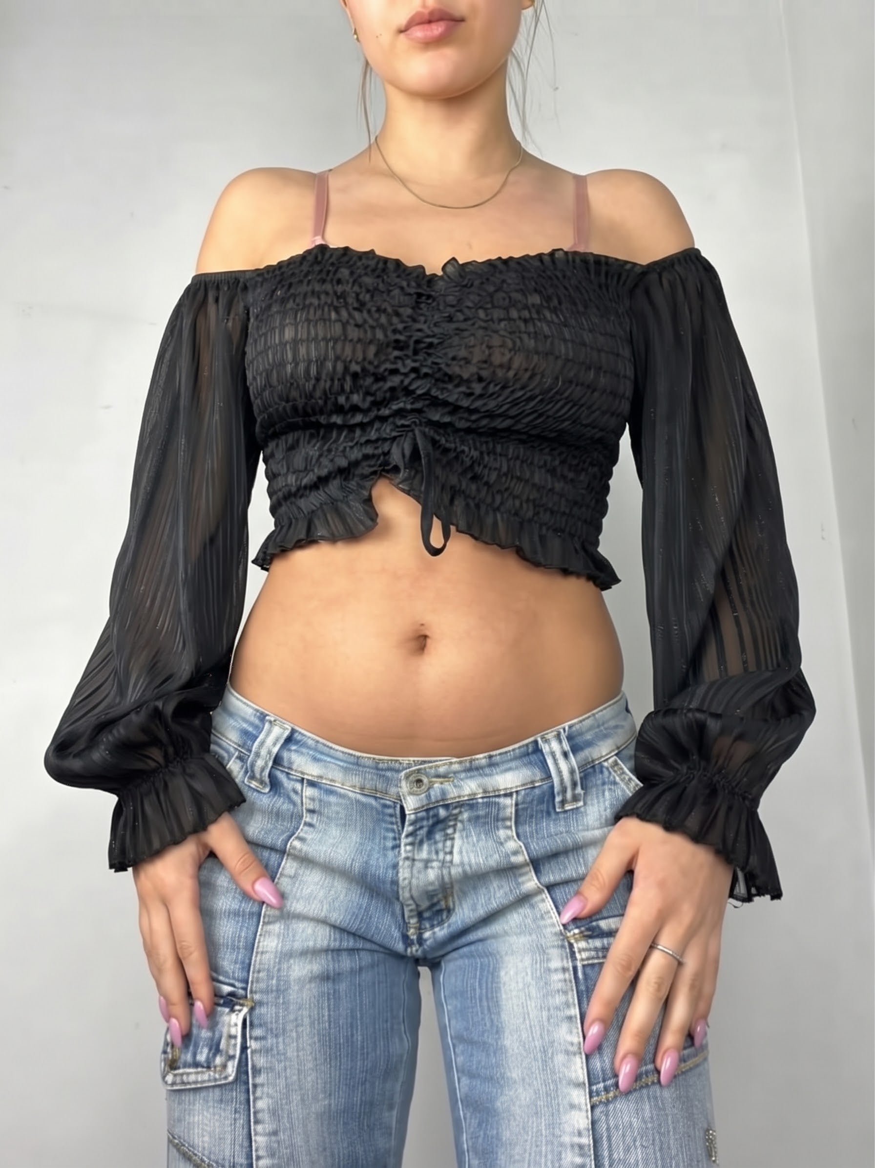 Black off shoulder long sleeves top (S/M)