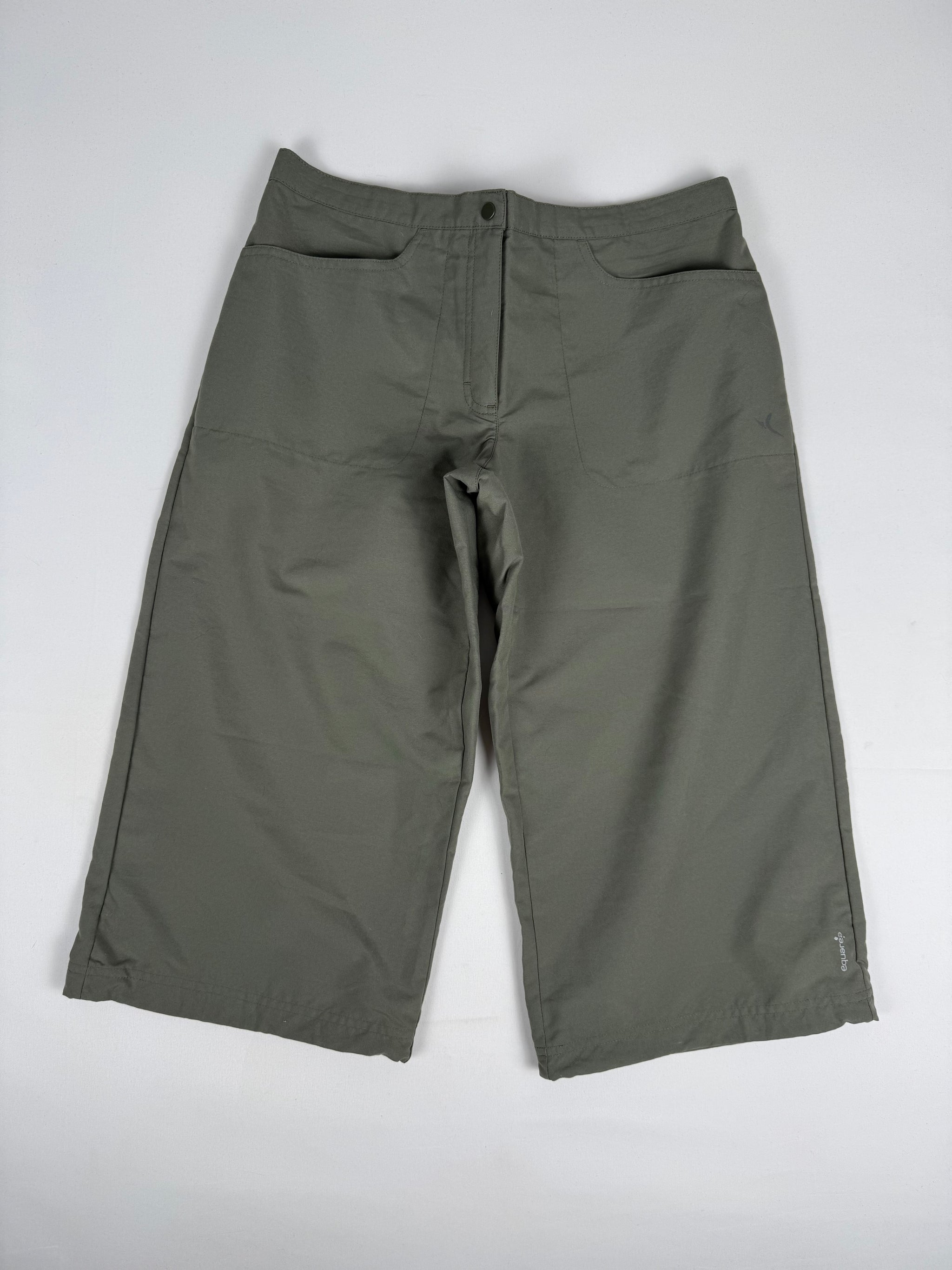 Khaki low rise baggy capri pants (L)