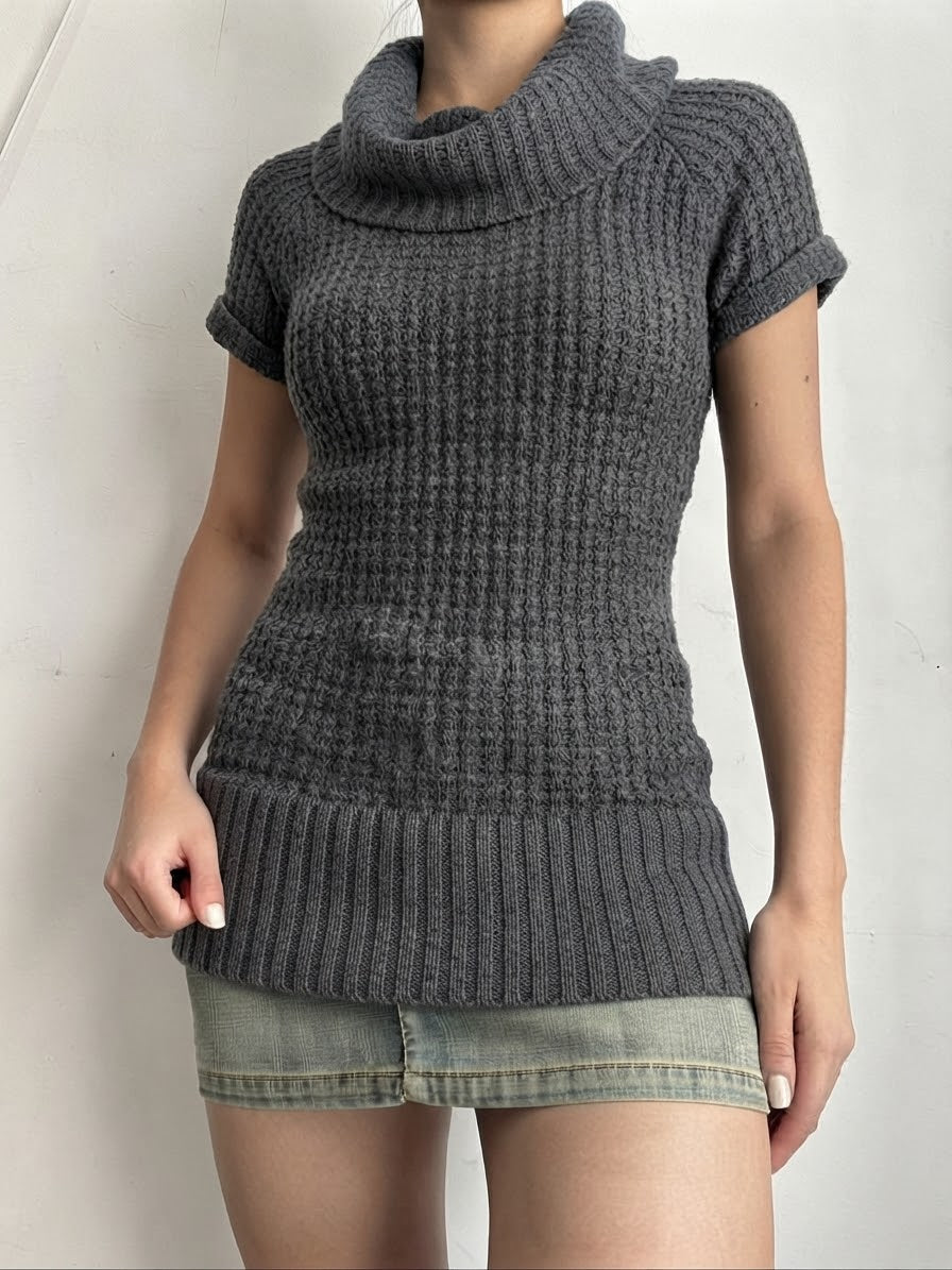 Grey turtleneck jumper dress (L)