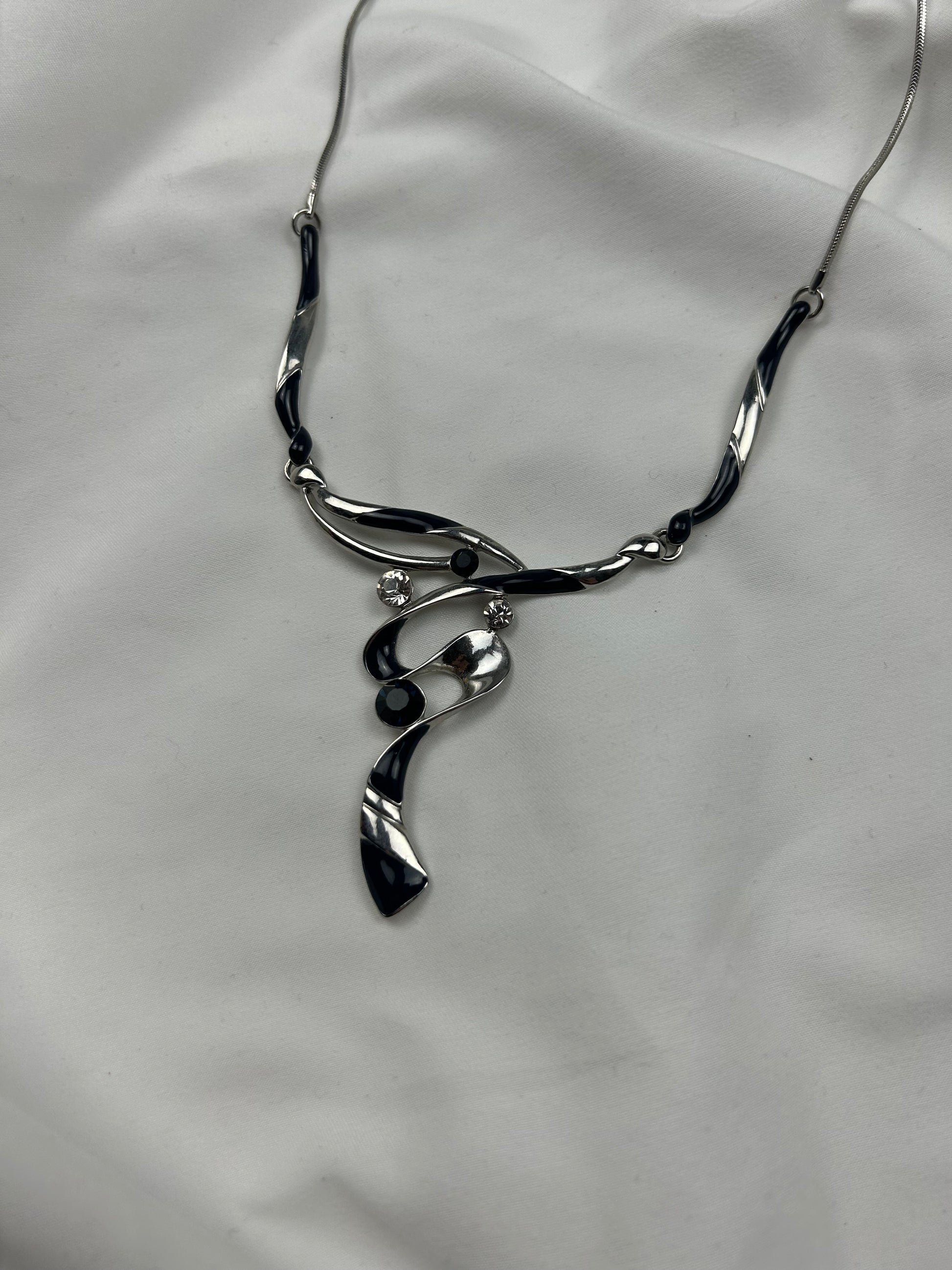 Silver boho rigid necklace