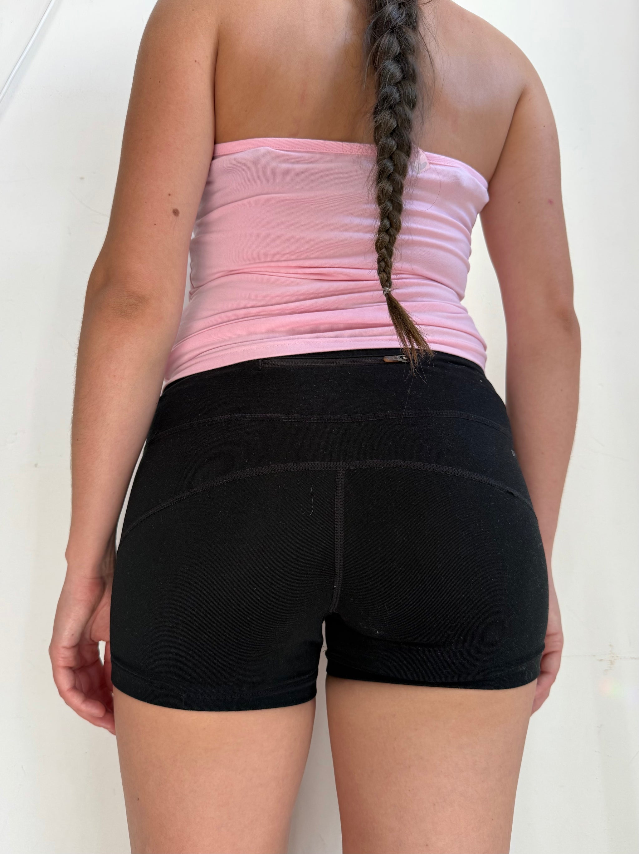 Black activewear mini short (XS/S)