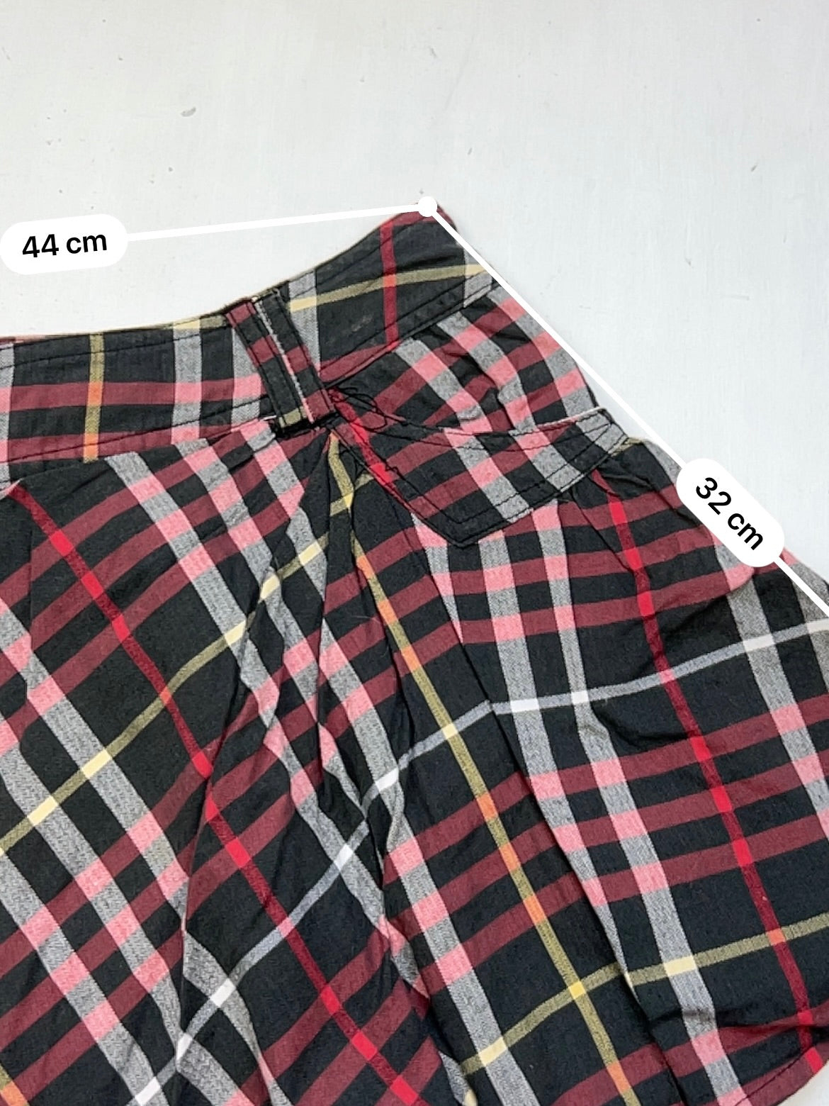 Burgundy check print low rise pleated mini skort (XL)