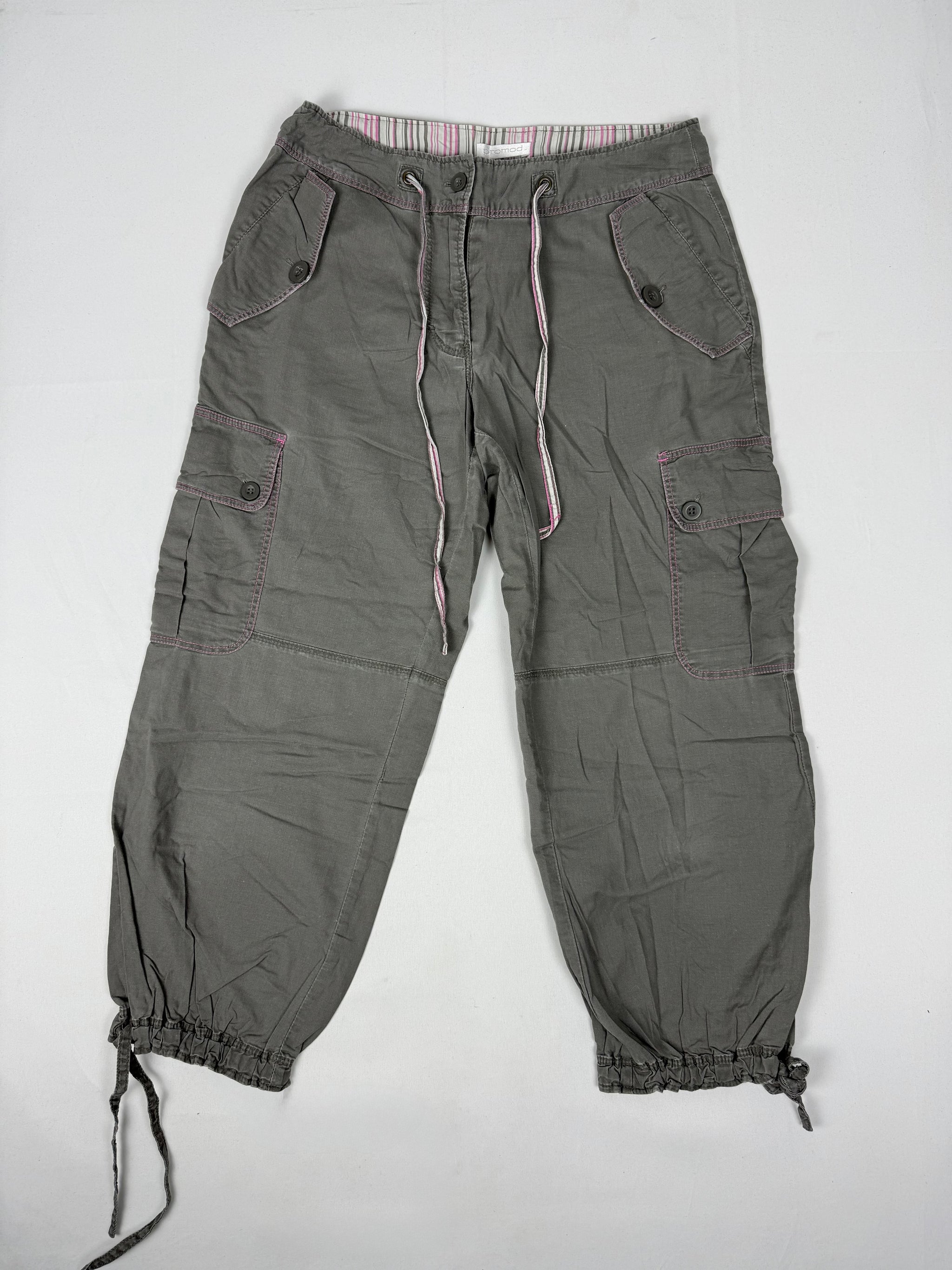 Khaki utility low rise capri pants (S/M)