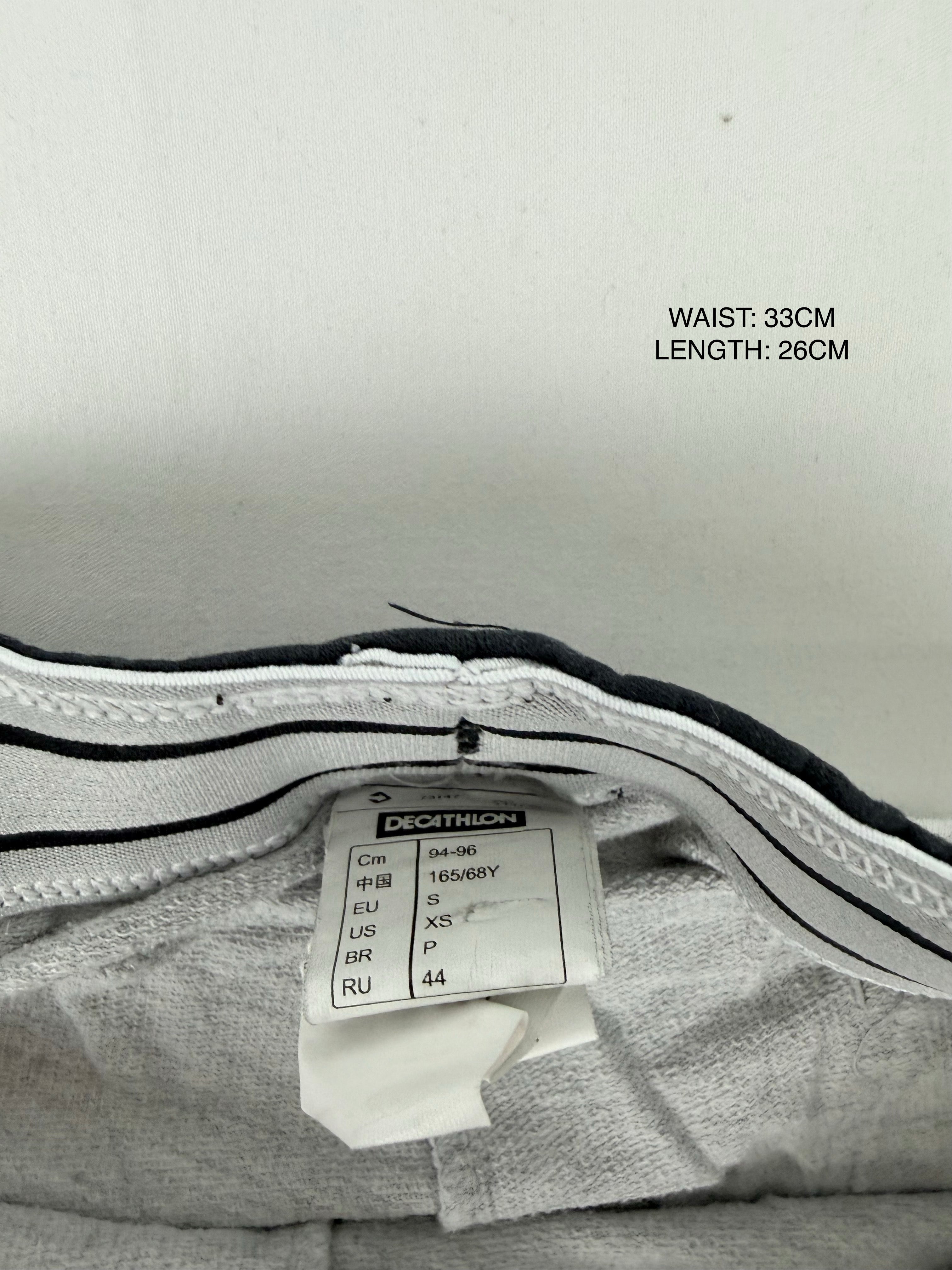 Grey activewear low rise mini short (S)