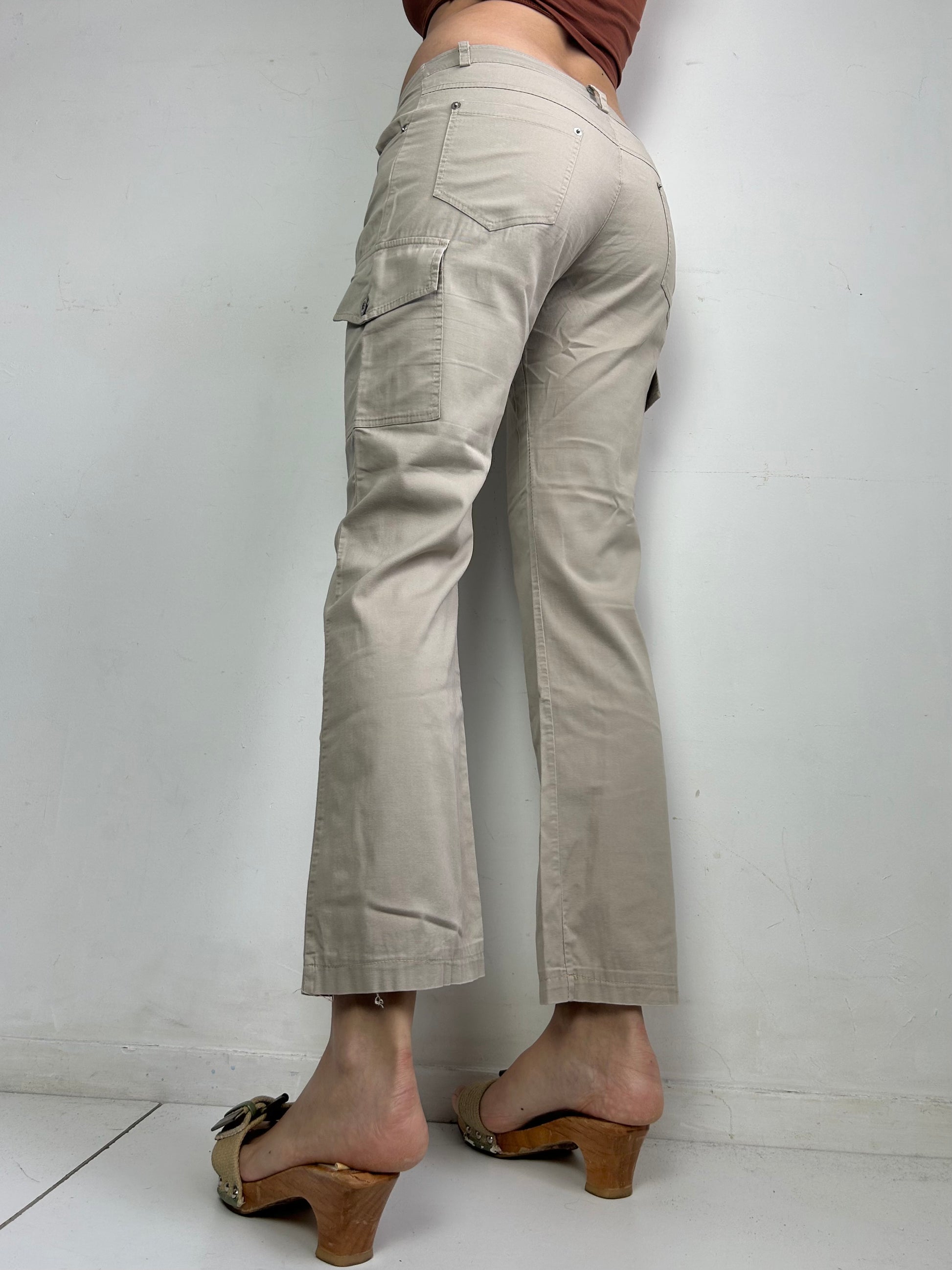 Beige cotton low waist cargo pants (S/M)