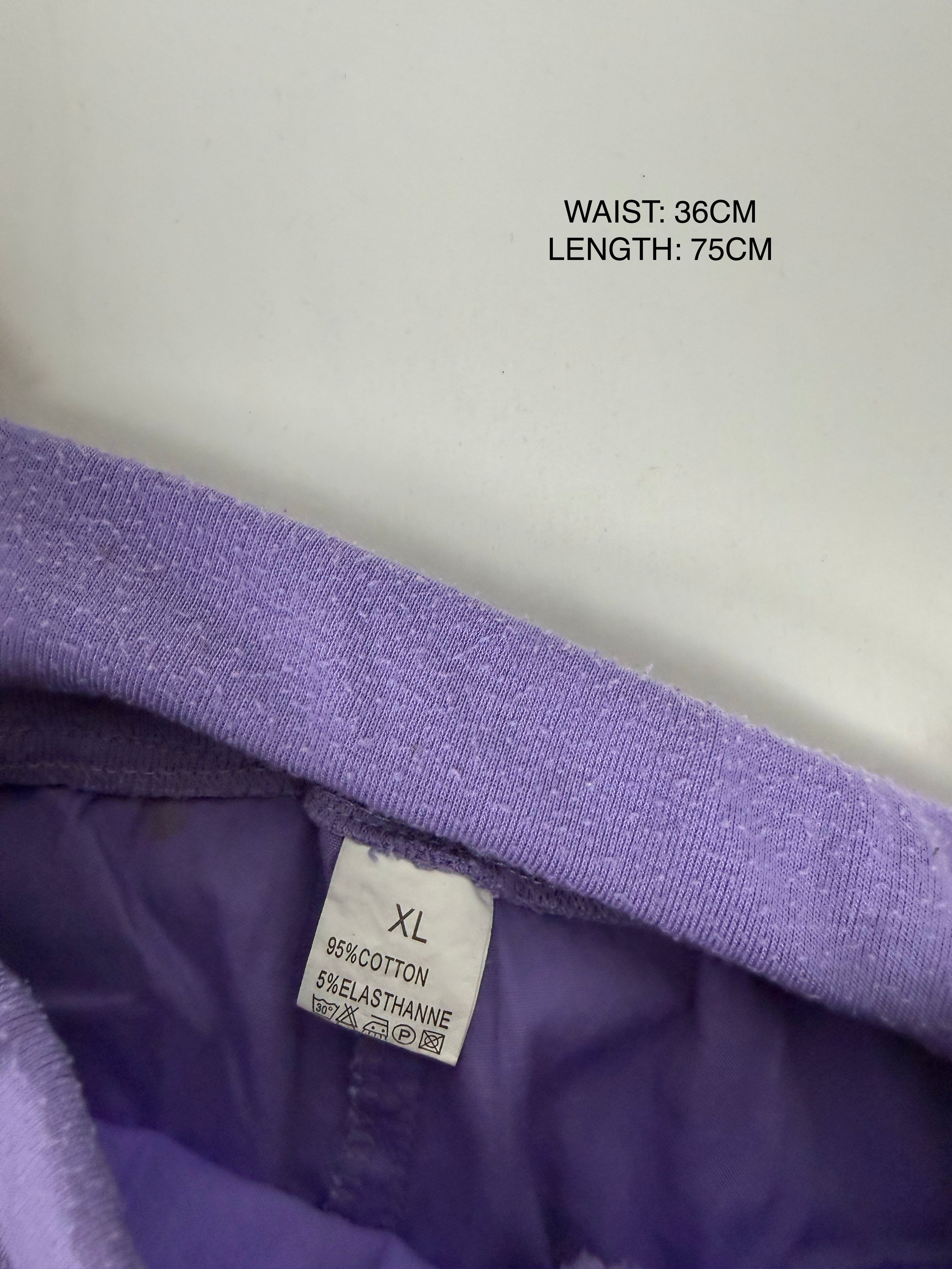 Purple low rise capri pants (M/L)