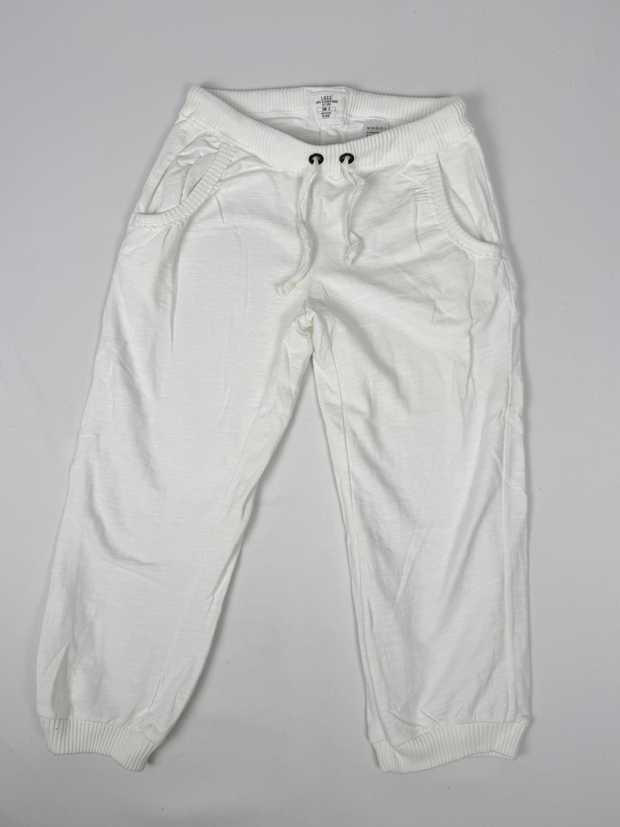 White low rise activewear capri pants (S/M)